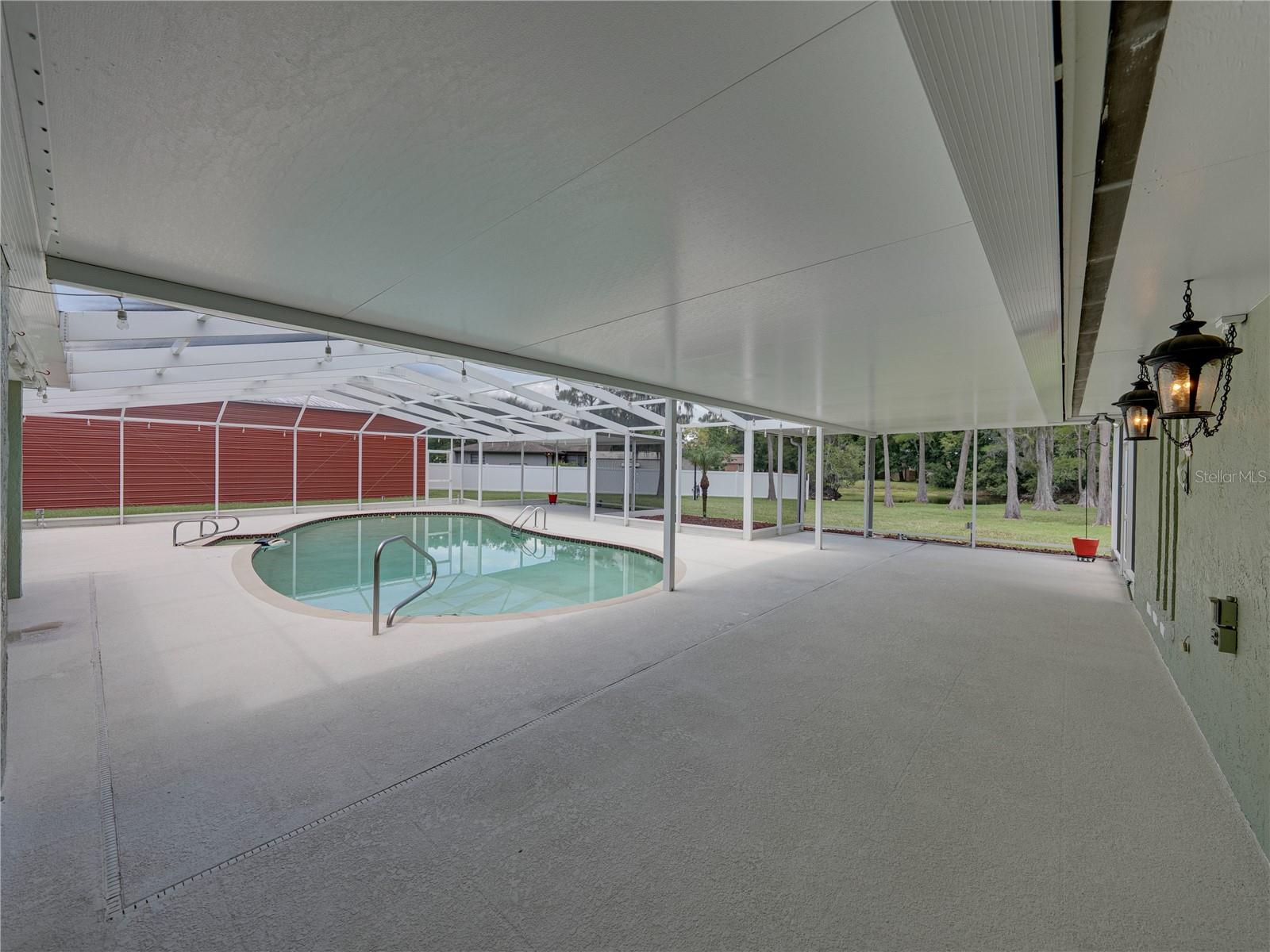 Image 68 of 93 For 17127 Bridlepath Court