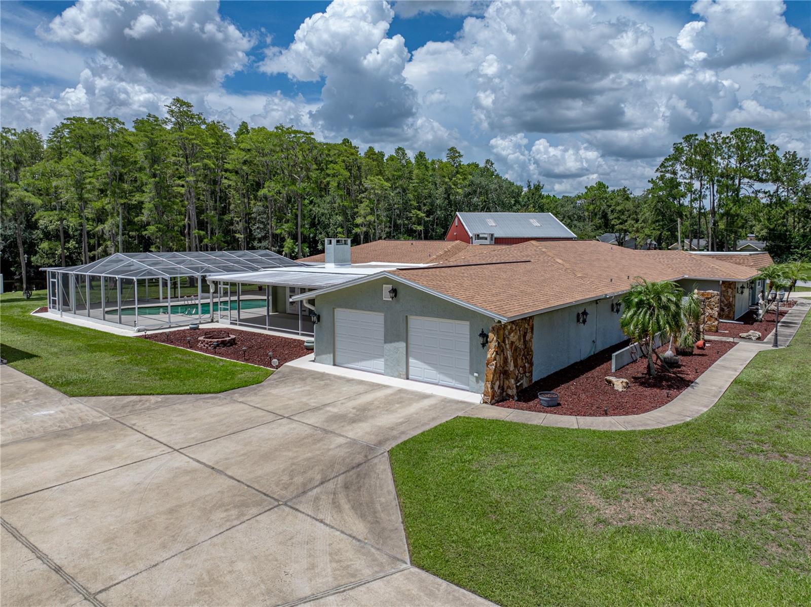 Image 85 of 93 For 17127 Bridlepath Court