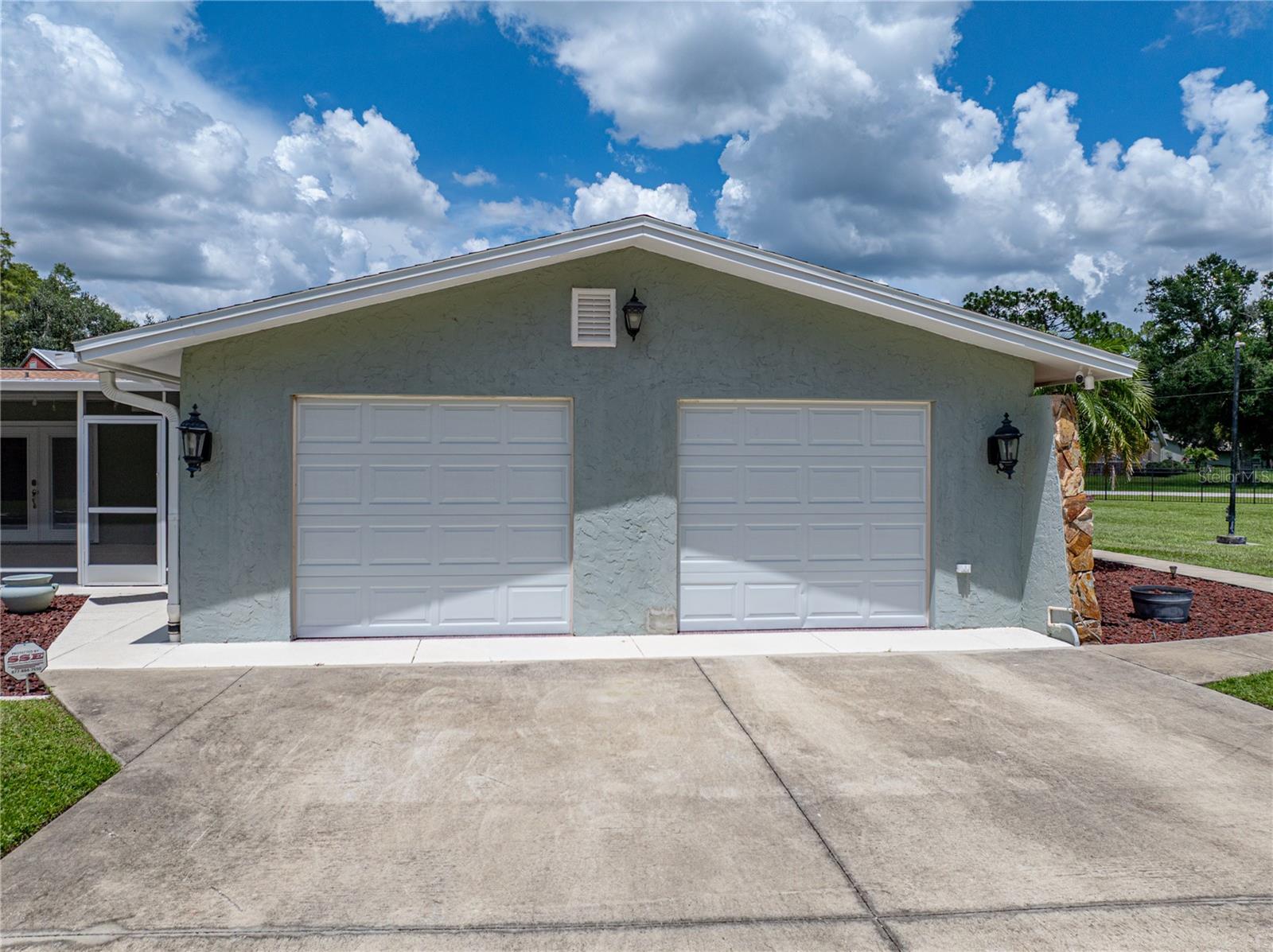 Image 86 of 93 For 17127 Bridlepath Court