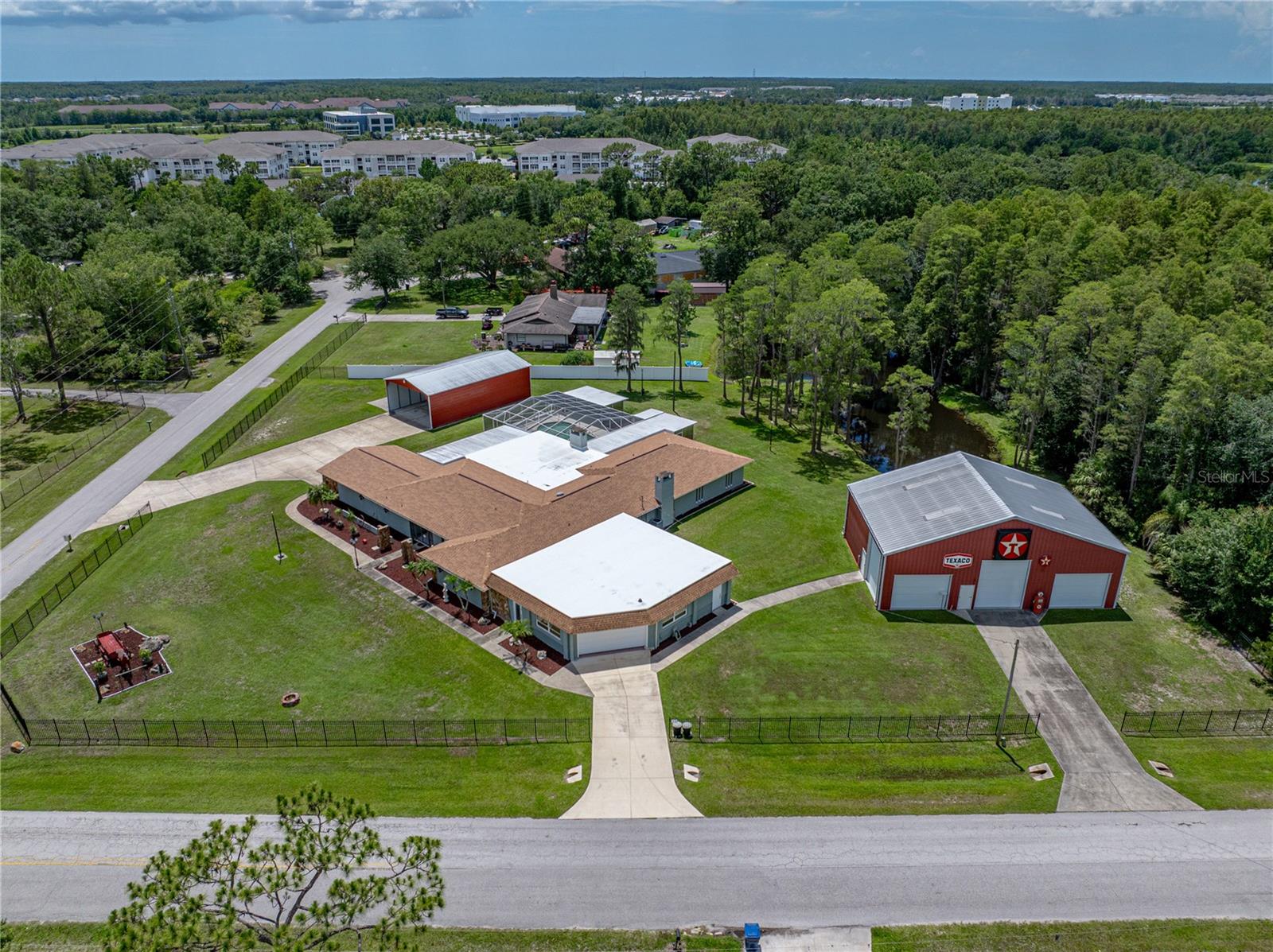 Image 87 of 93 For 17127 Bridlepath Court
