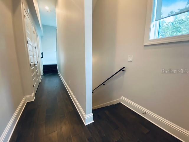 Image 18 of 39 For 105 5th Avenue N
