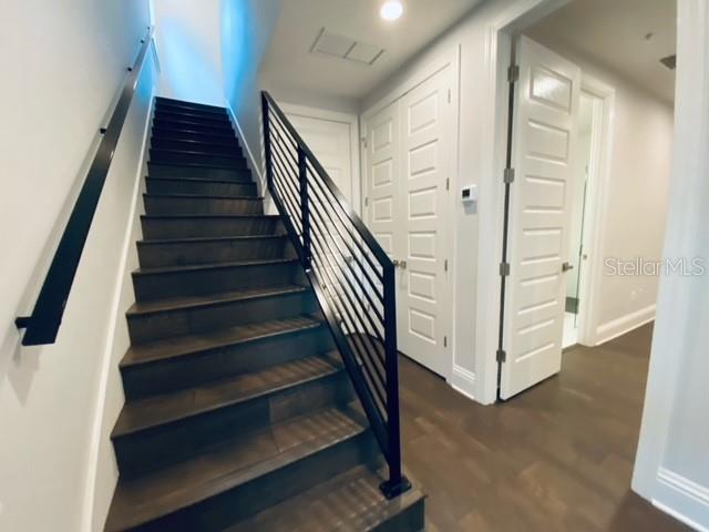 Image 3 of 39 For 105 5th Avenue N