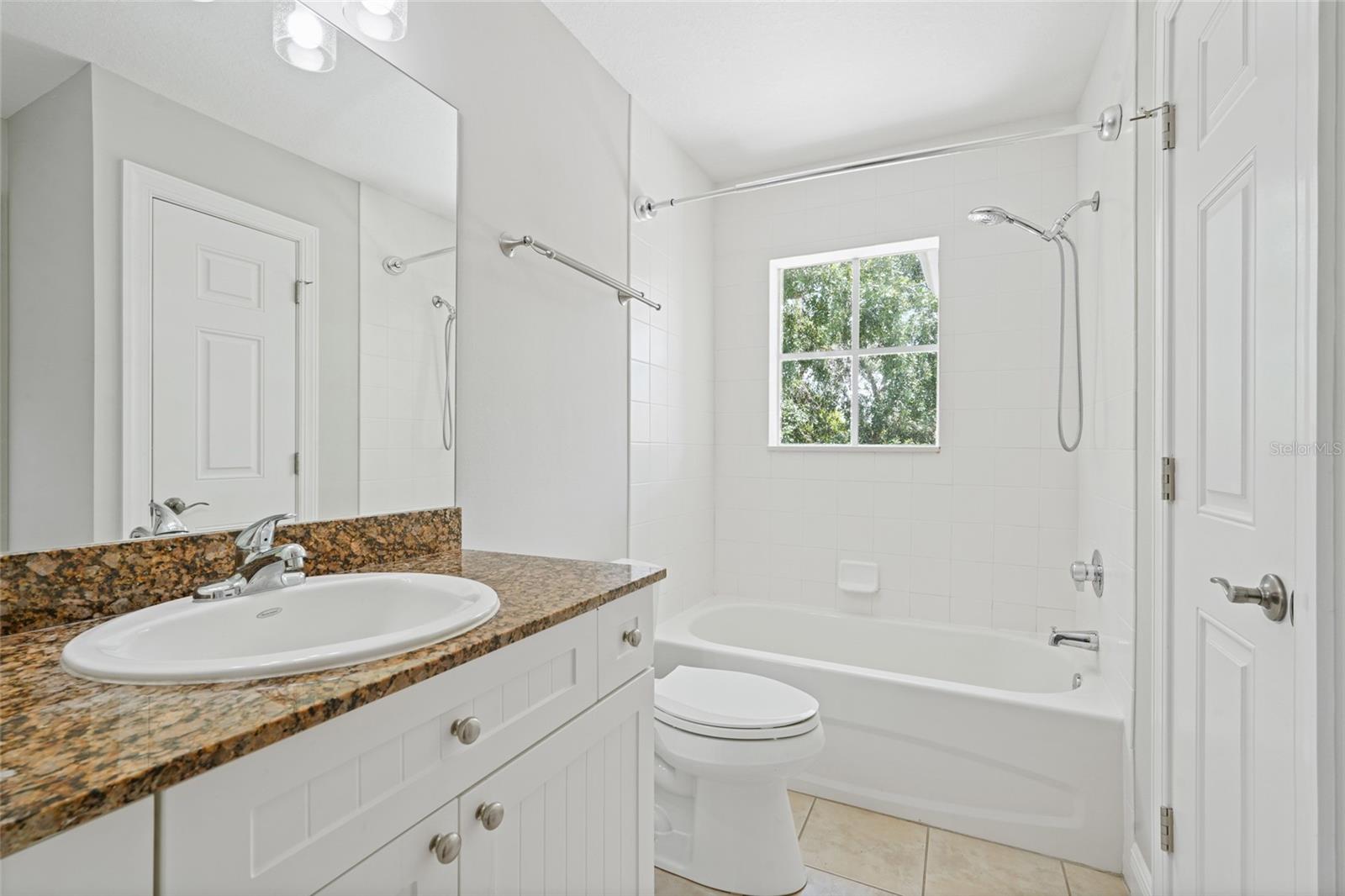 Image 32 of 49 For 290 Valencia Circle