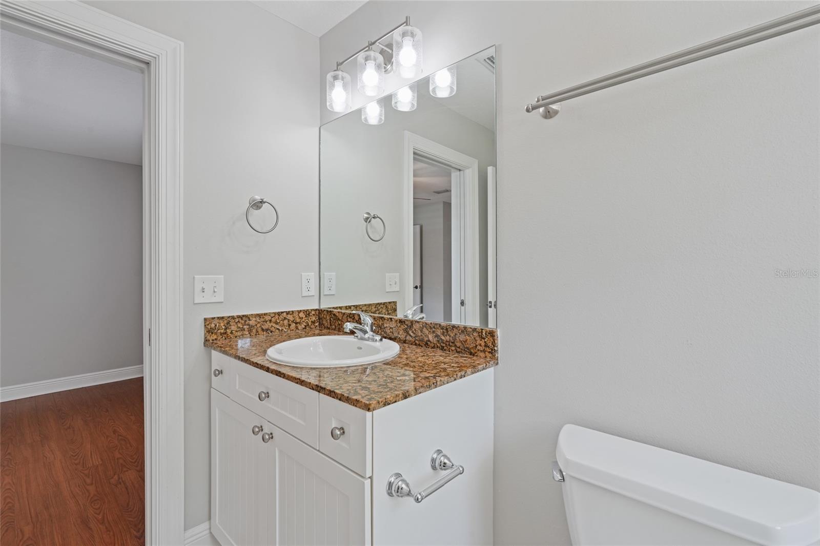 Image 33 of 49 For 290 Valencia Circle