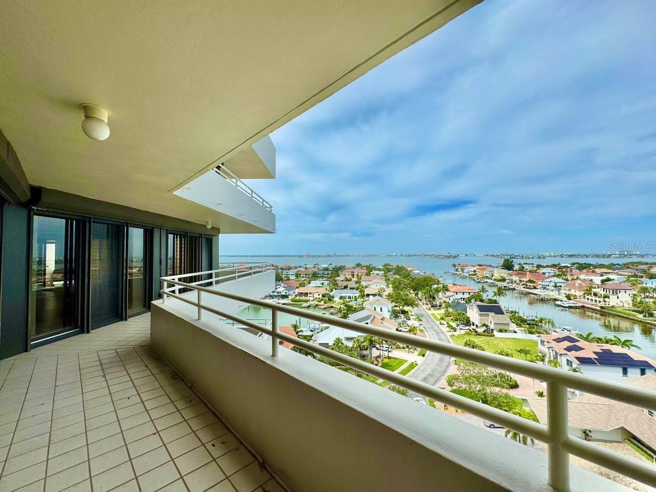 Image 31 of 38 For 5950 Pelican Bay Plaza S Ph-1b