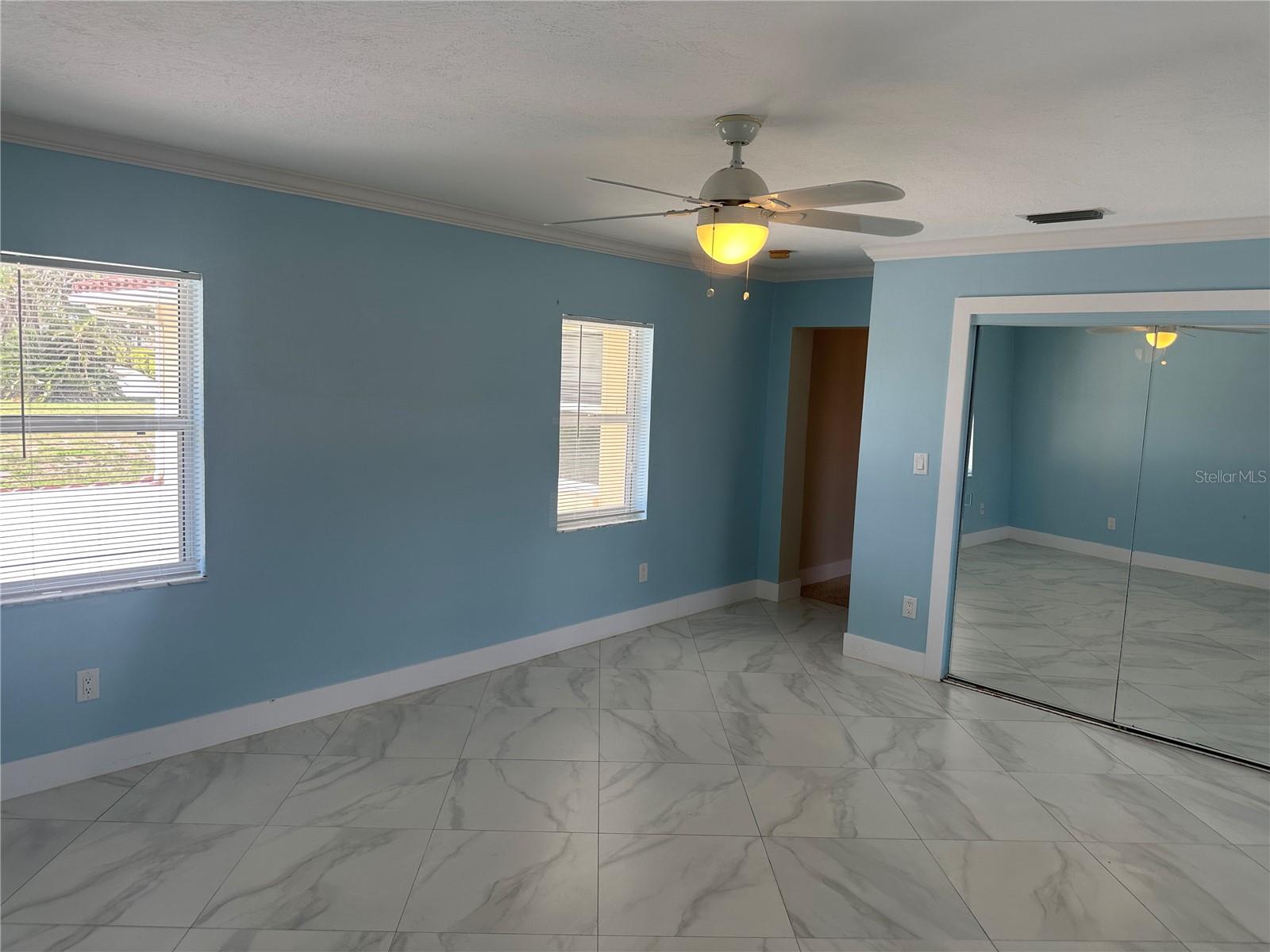 Image 16 of 37 For 3001 Gulf Boulevard