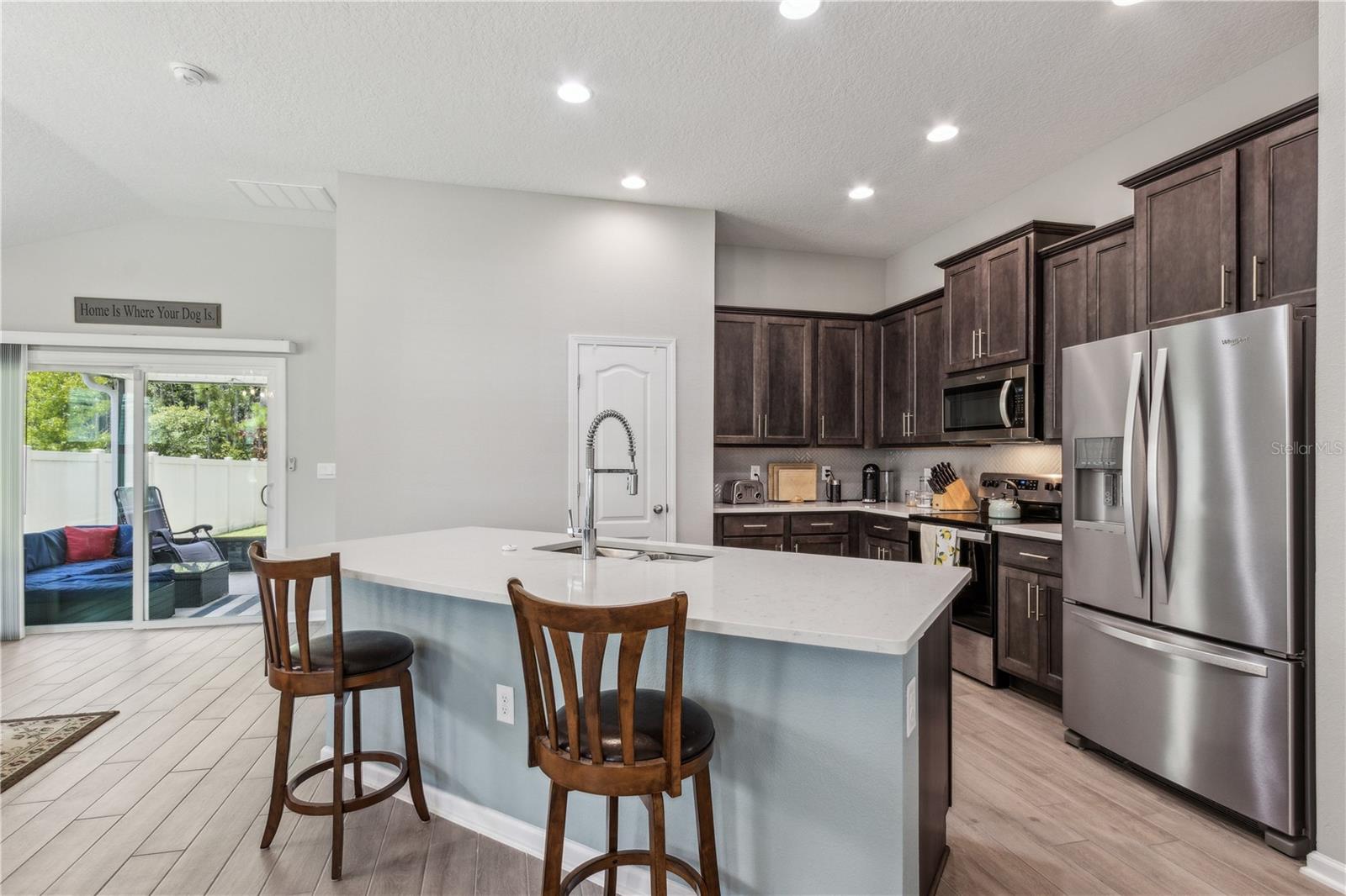 Image 13 of 45 For 65688 Edgewater Drive