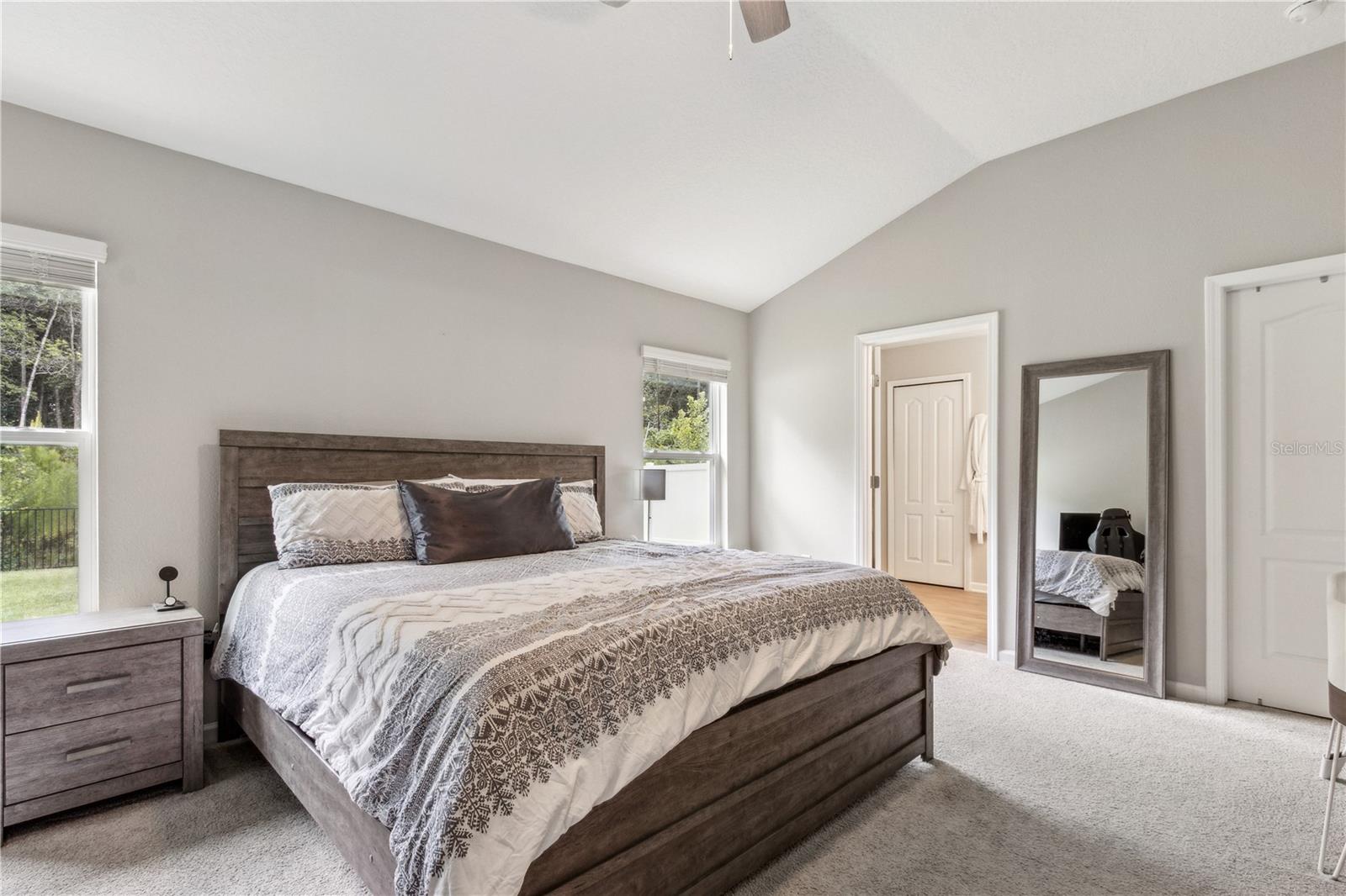 Image 17 of 45 For 65688 Edgewater Drive
