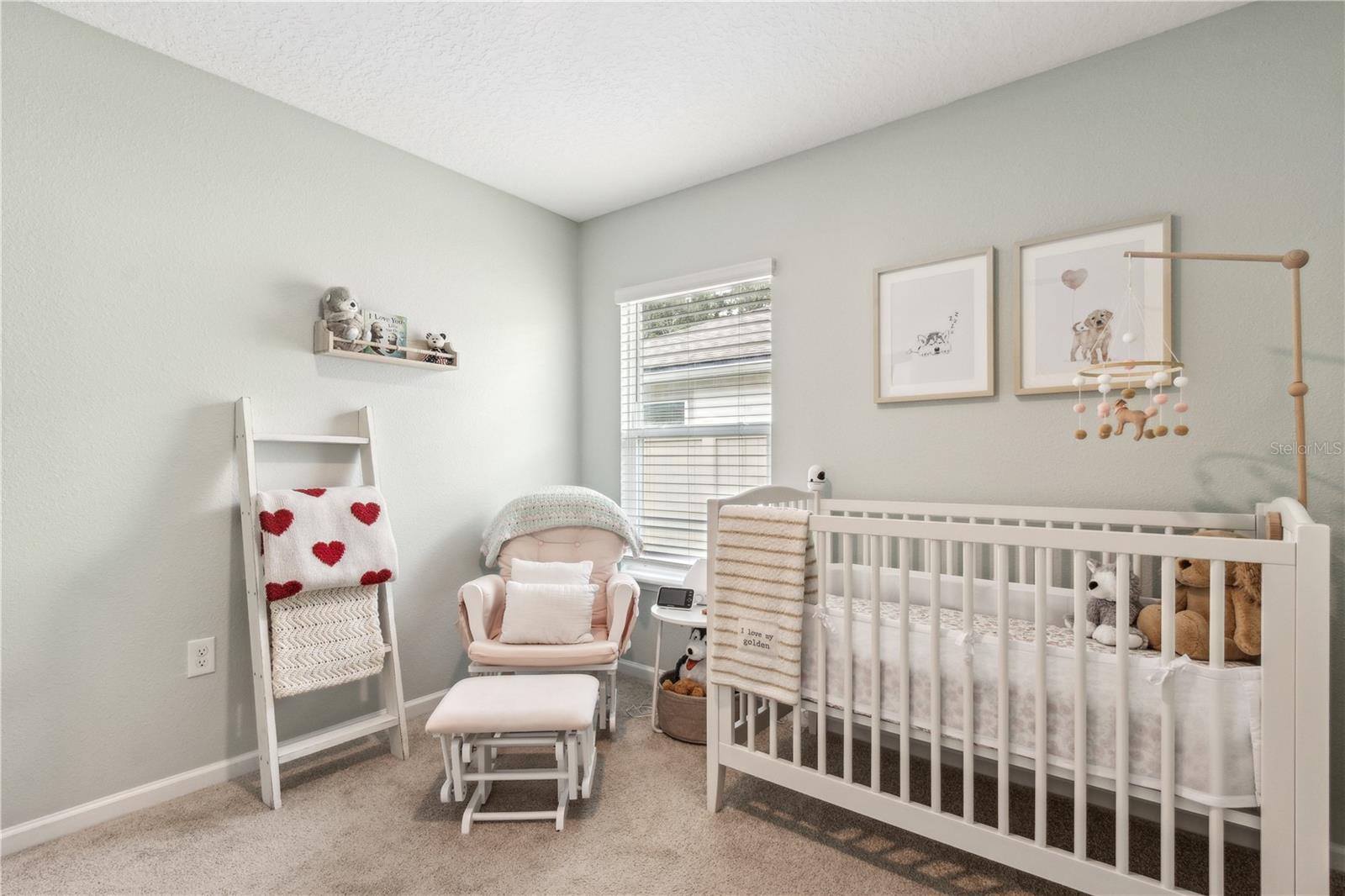 Image 23 of 45 For 65688 Edgewater Drive