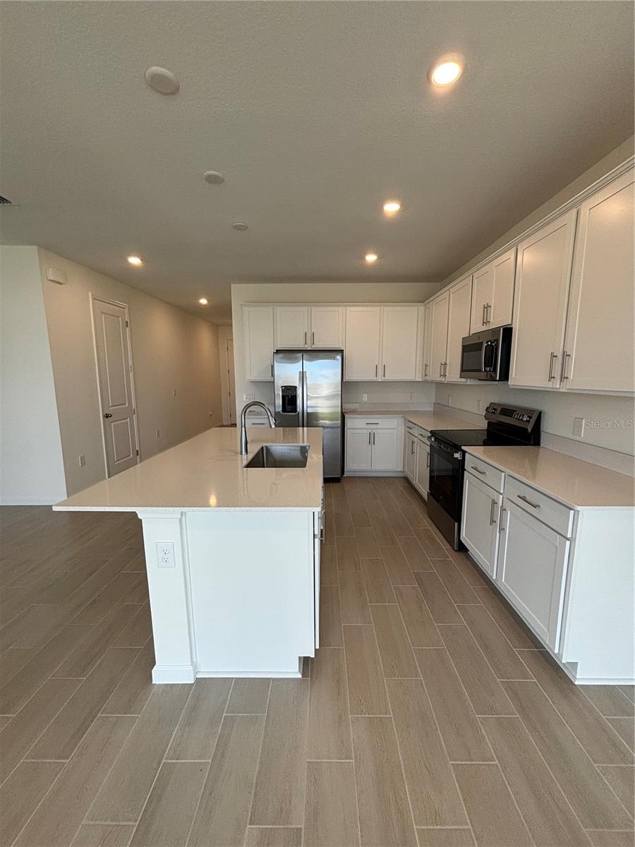 Image 11 of 39 For 5430 Catmint Drive