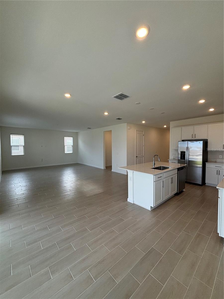 Image 12 of 39 For 5430 Catmint Drive