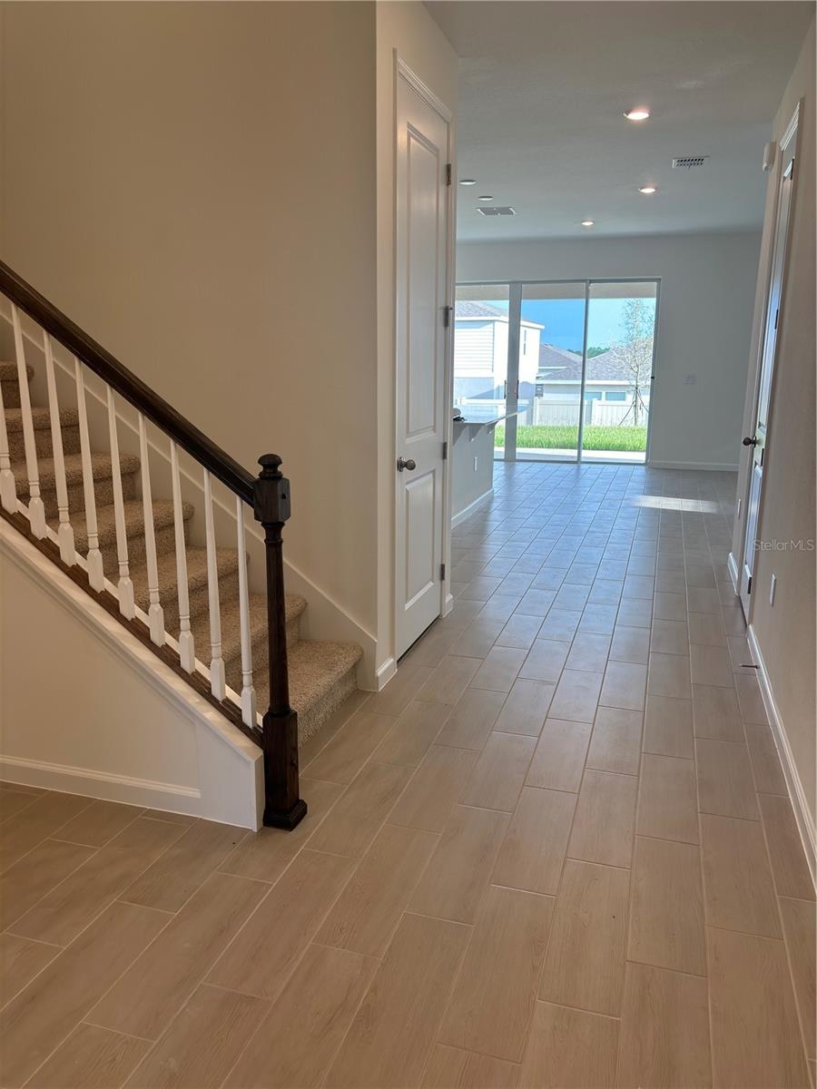 Image 7 of 39 For 5430 Catmint Drive