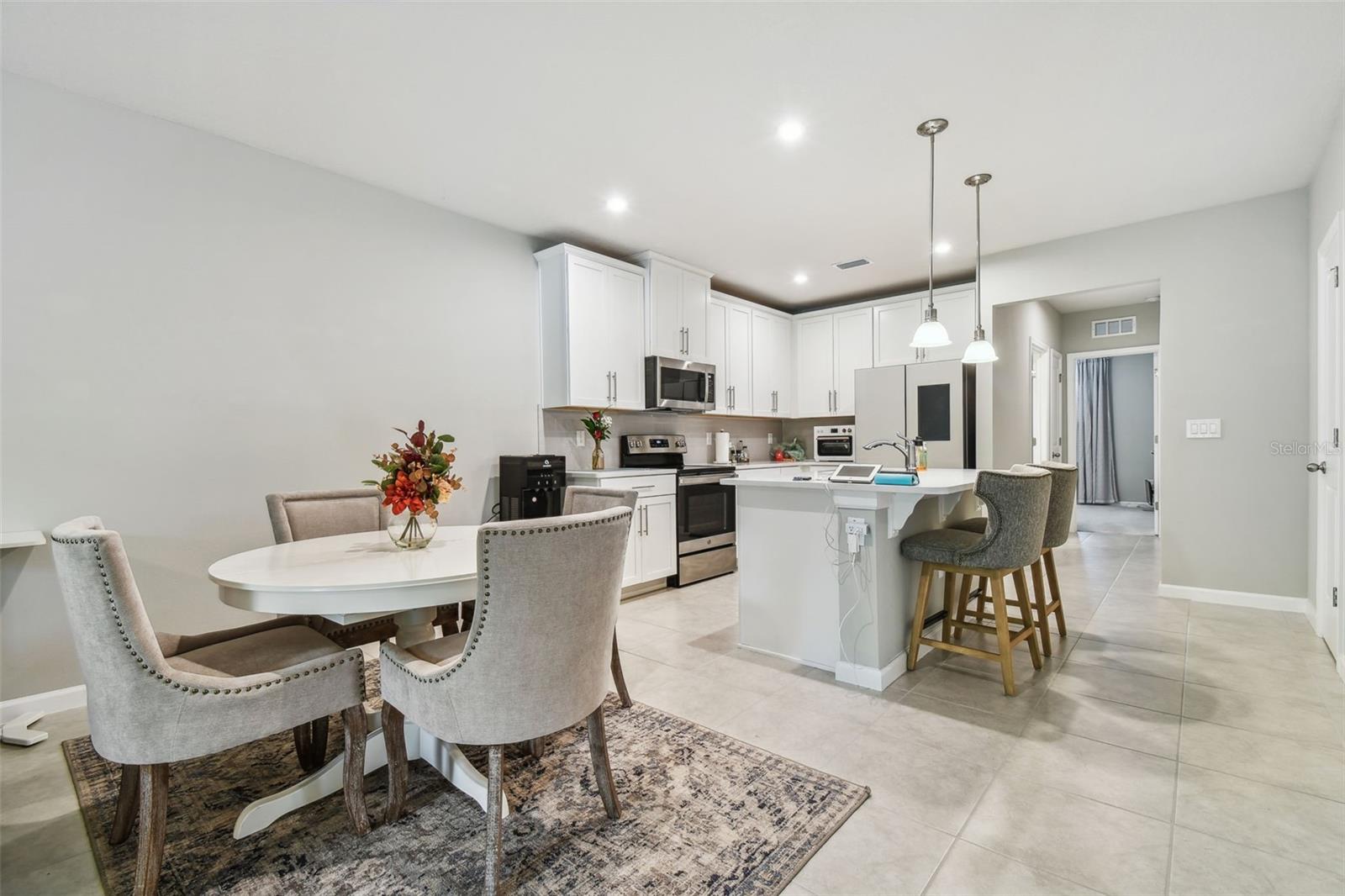 Image 22 of 73 For 18053 Turning Leaf Circle