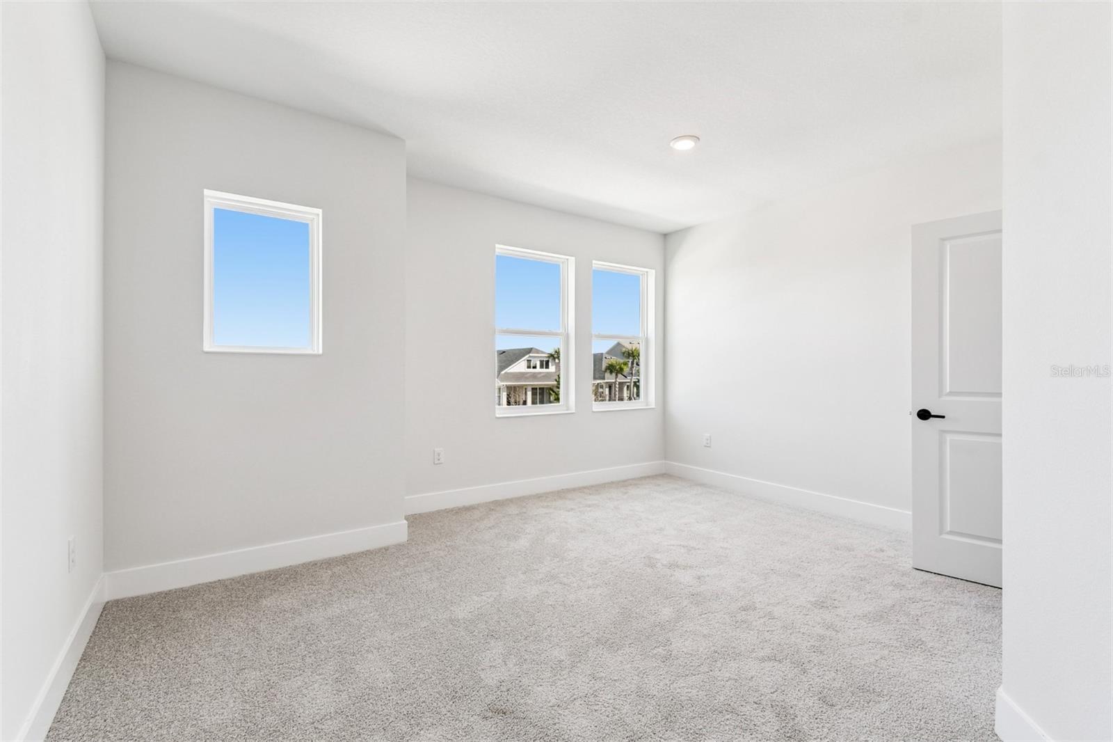 Image 28 of 50 For 6219 Jensen View Avenue