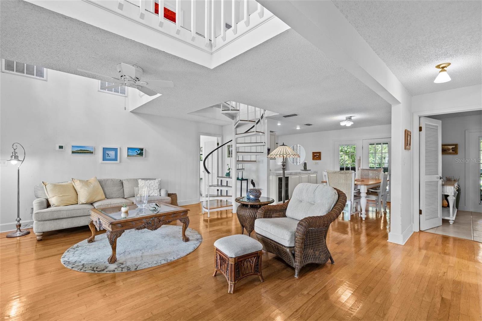 Image 18 of 72 For 600 Mayo Street