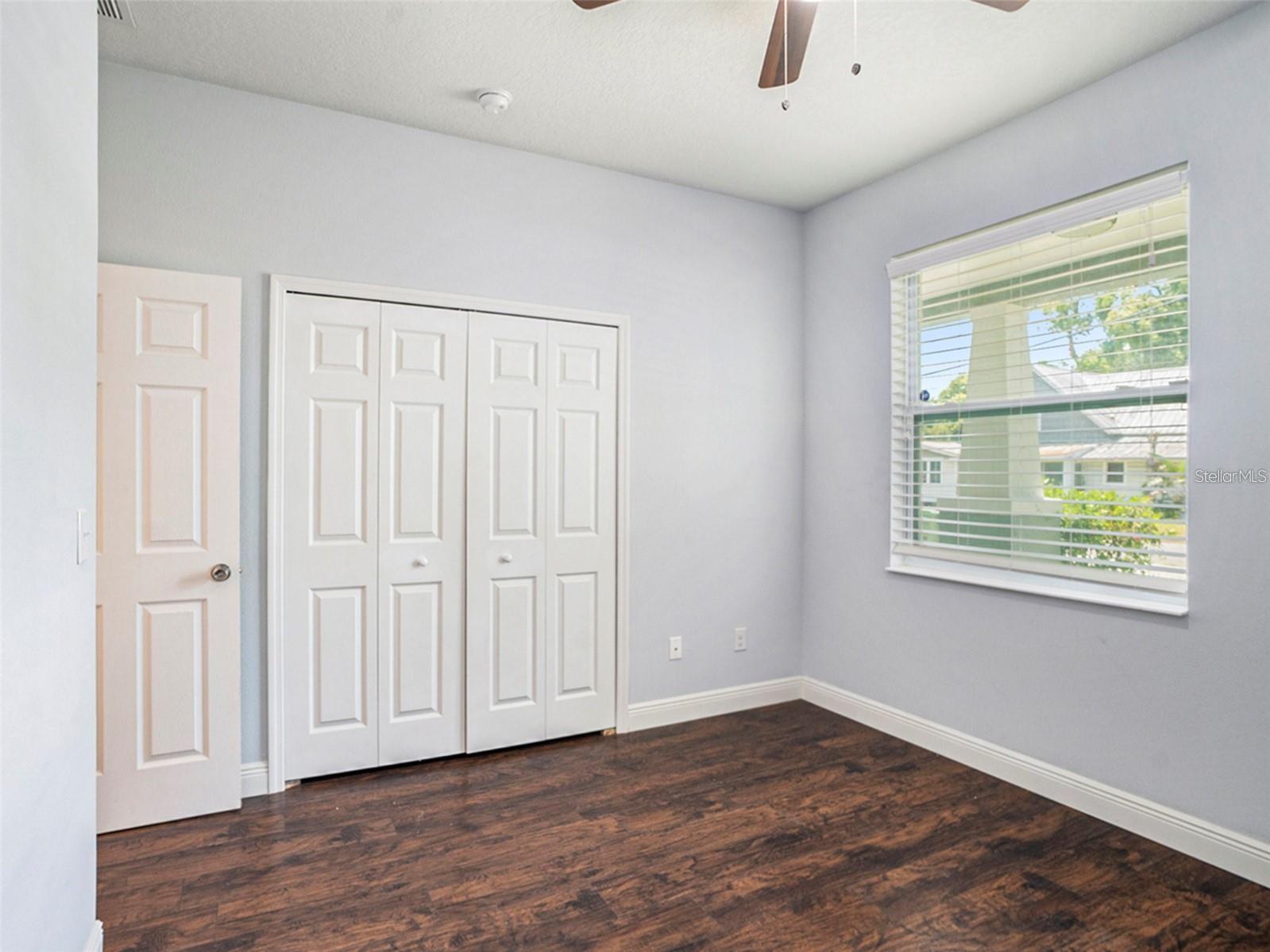 Image 16 of 21 For 916 North Bay Street