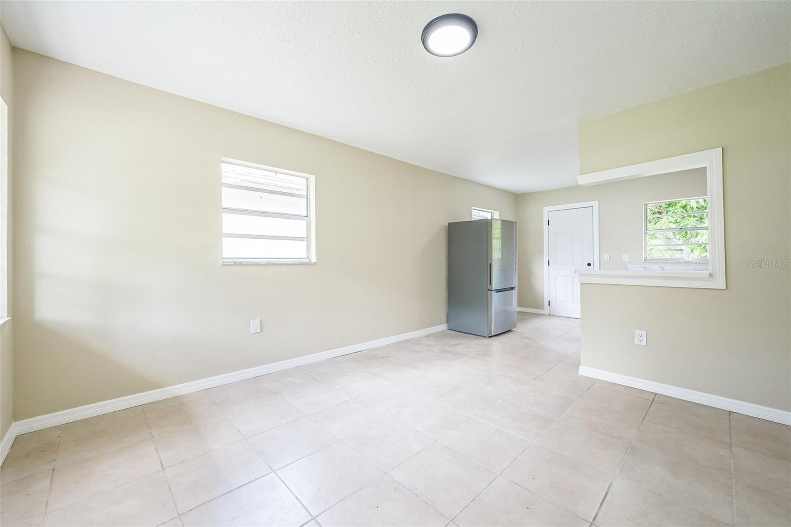 Image 4 of 18 For 314 Owens Avenue