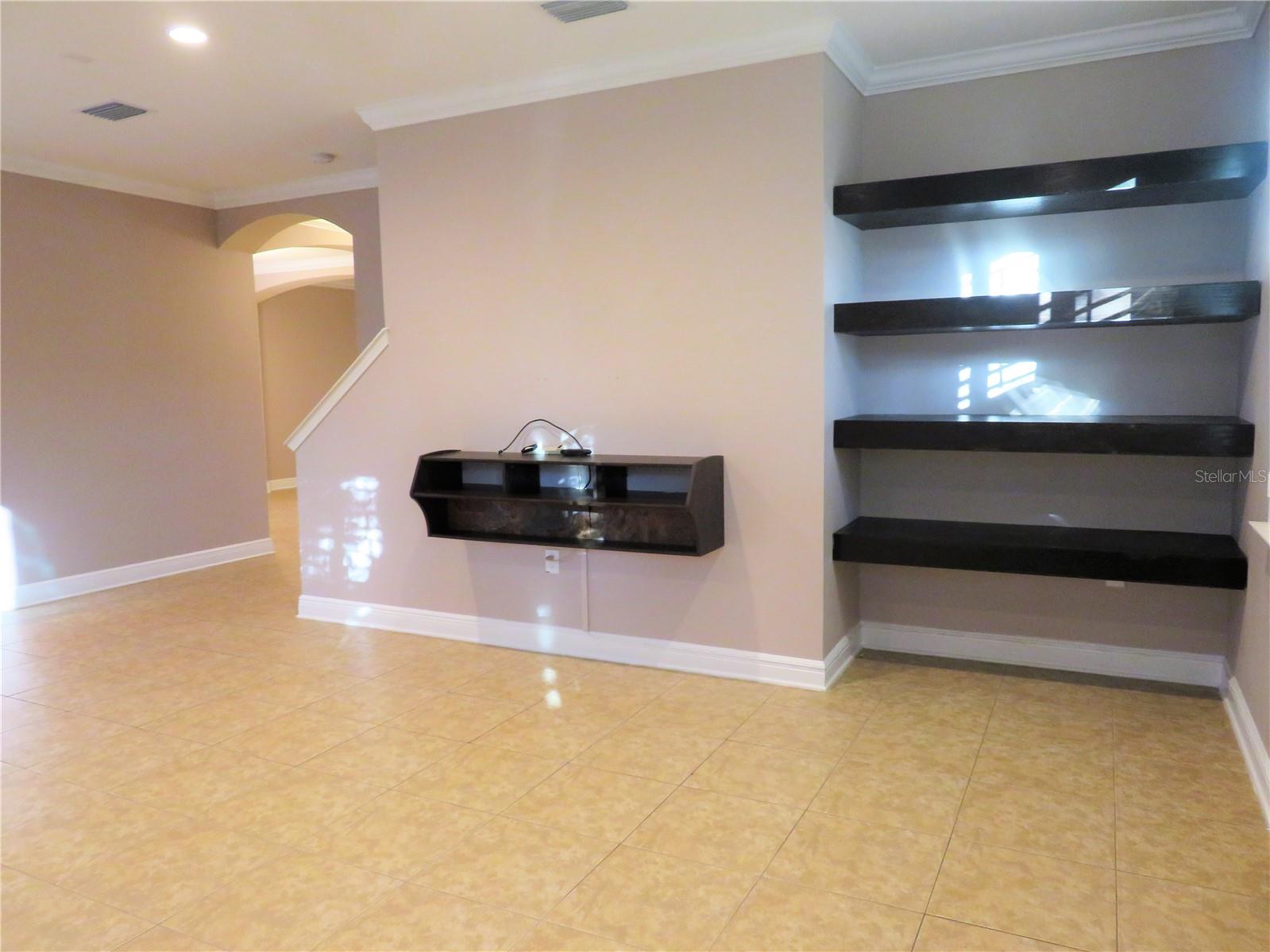 Image 5 of 25 For 5503 Elkins Avenue
