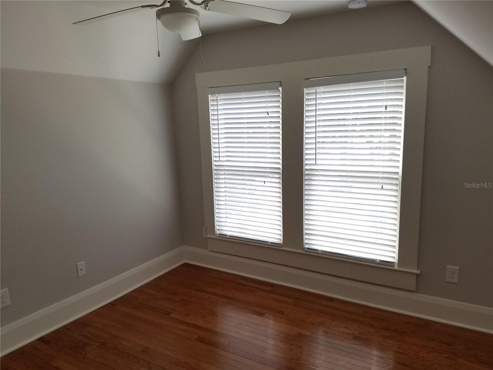 Image 18 of 29 For 2402 Morgan Street