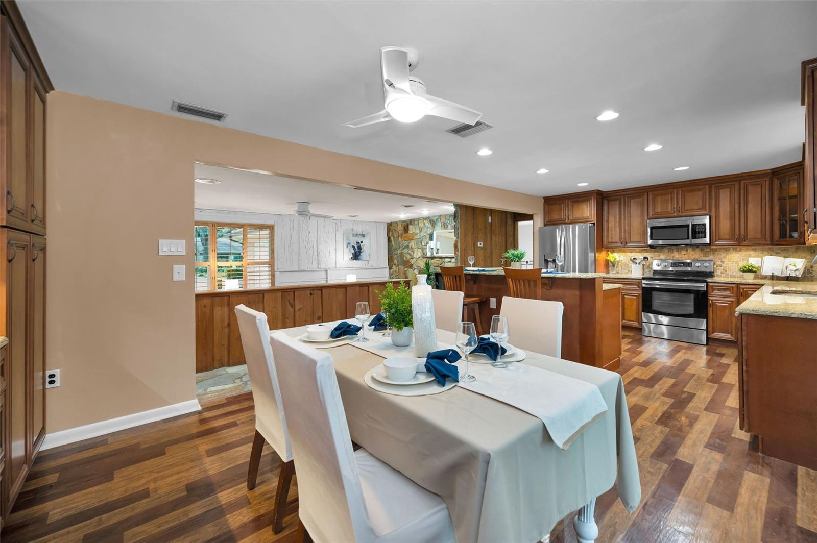Image 16 of 67 For 2275 Willowbrook Drive