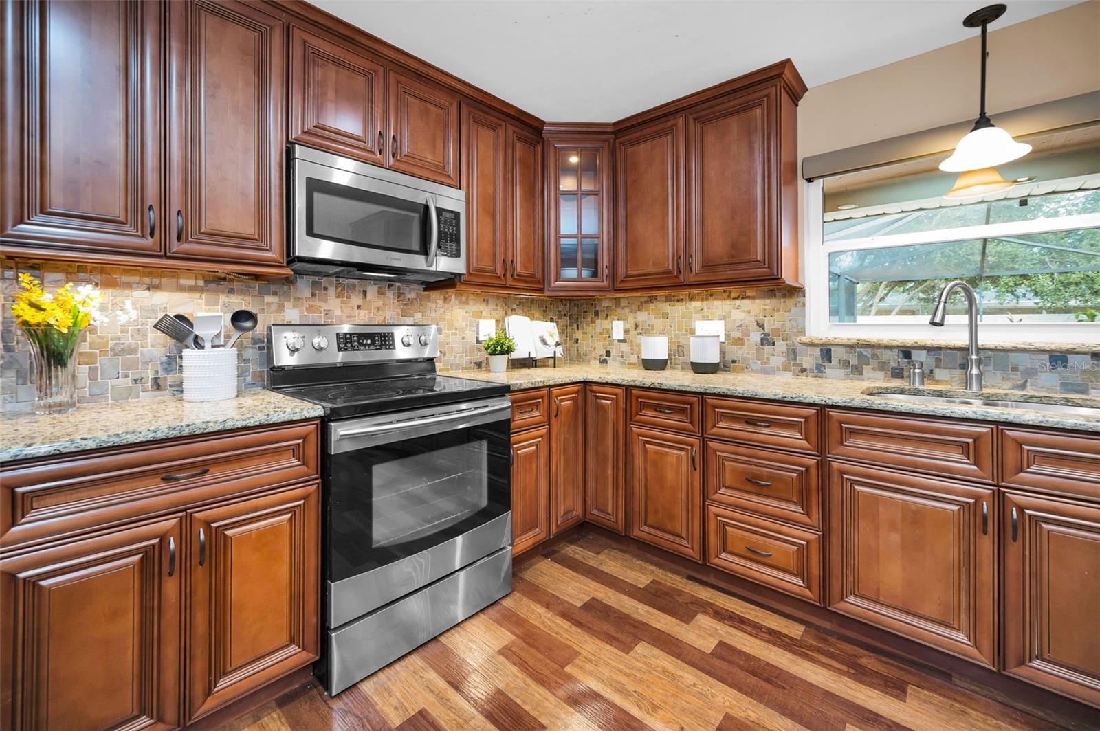 Image 20 of 67 For 2275 Willowbrook Drive