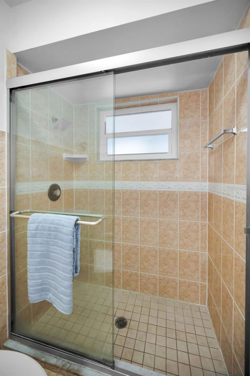Image 31 of 67 For 2275 Willowbrook Drive