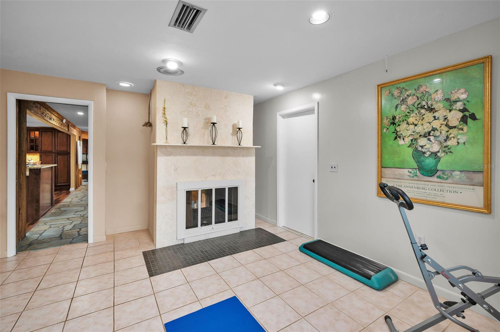 Image 33 of 67 For 2275 Willowbrook Drive