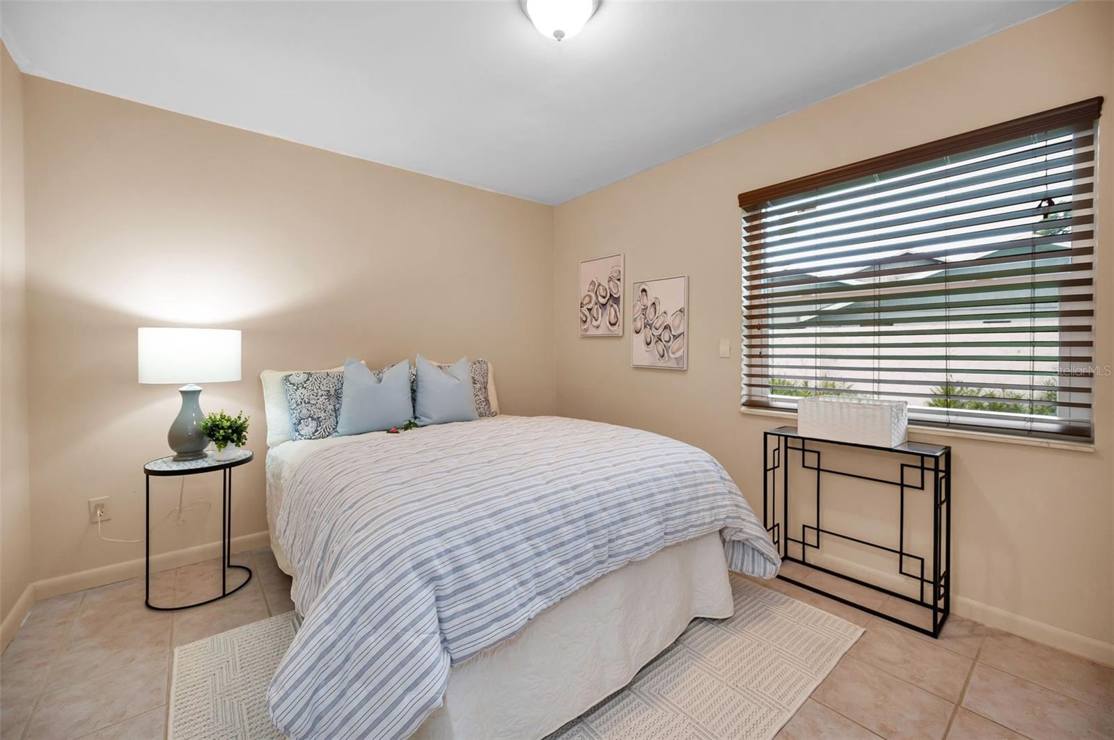 Image 34 of 67 For 2275 Willowbrook Drive