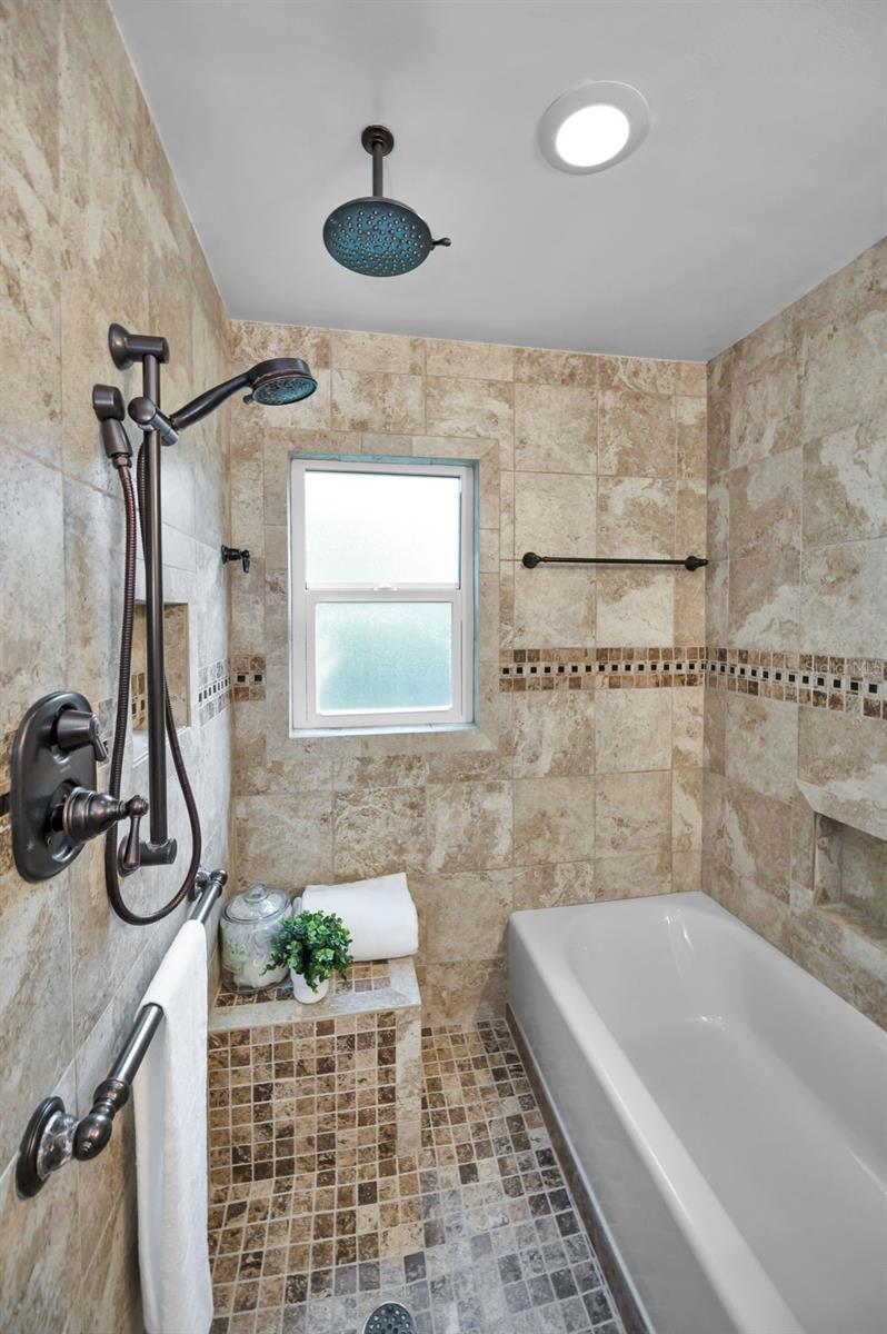 Image 39 of 67 For 2275 Willowbrook Drive