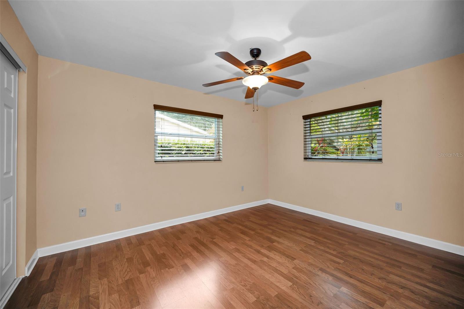 Image 40 of 67 For 2275 Willowbrook Drive