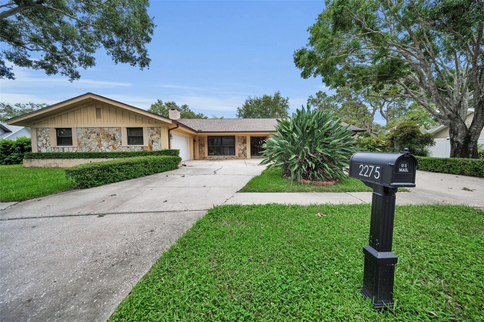 Image 63 of 67 For 2275 Willowbrook Drive