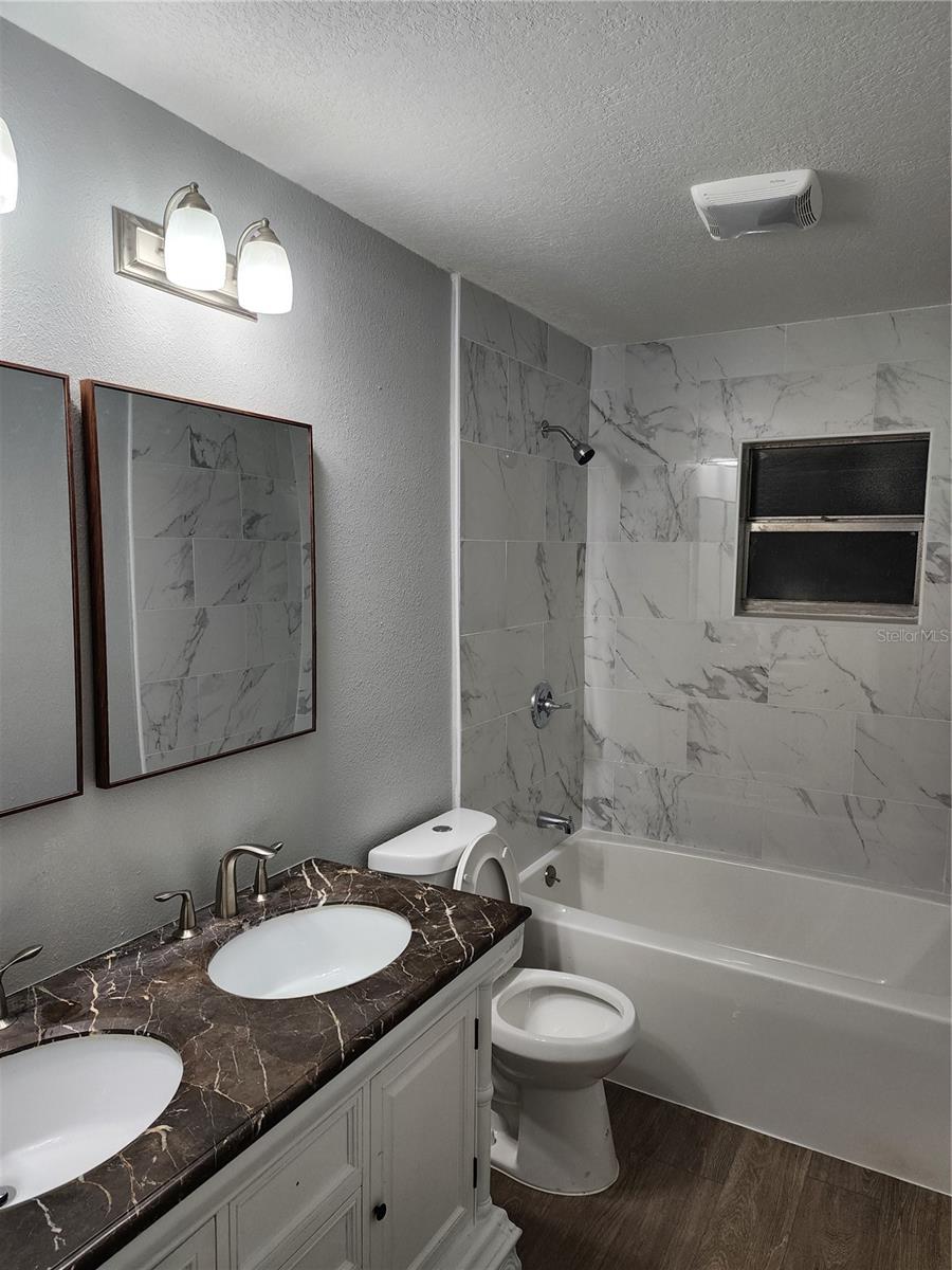 Image 5 of 5 For 102 Inwood Circle