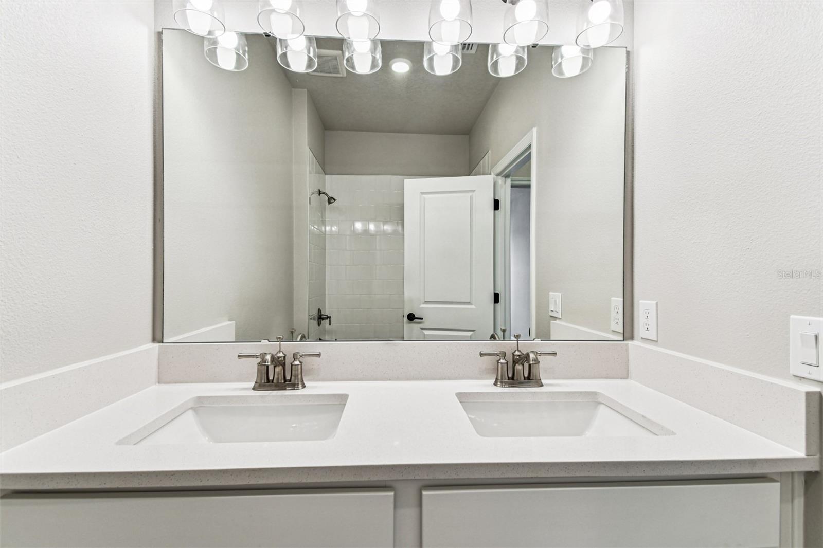 Image 36 of 50 For 5951 Bristle Oak Street