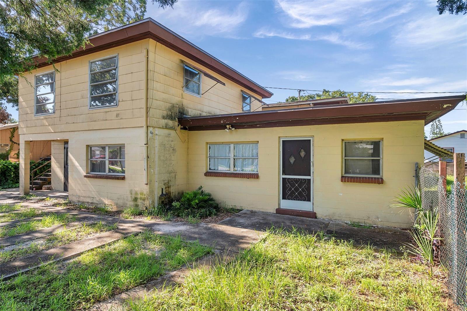 Image 5 of 36 For 7180 50th Avenue N