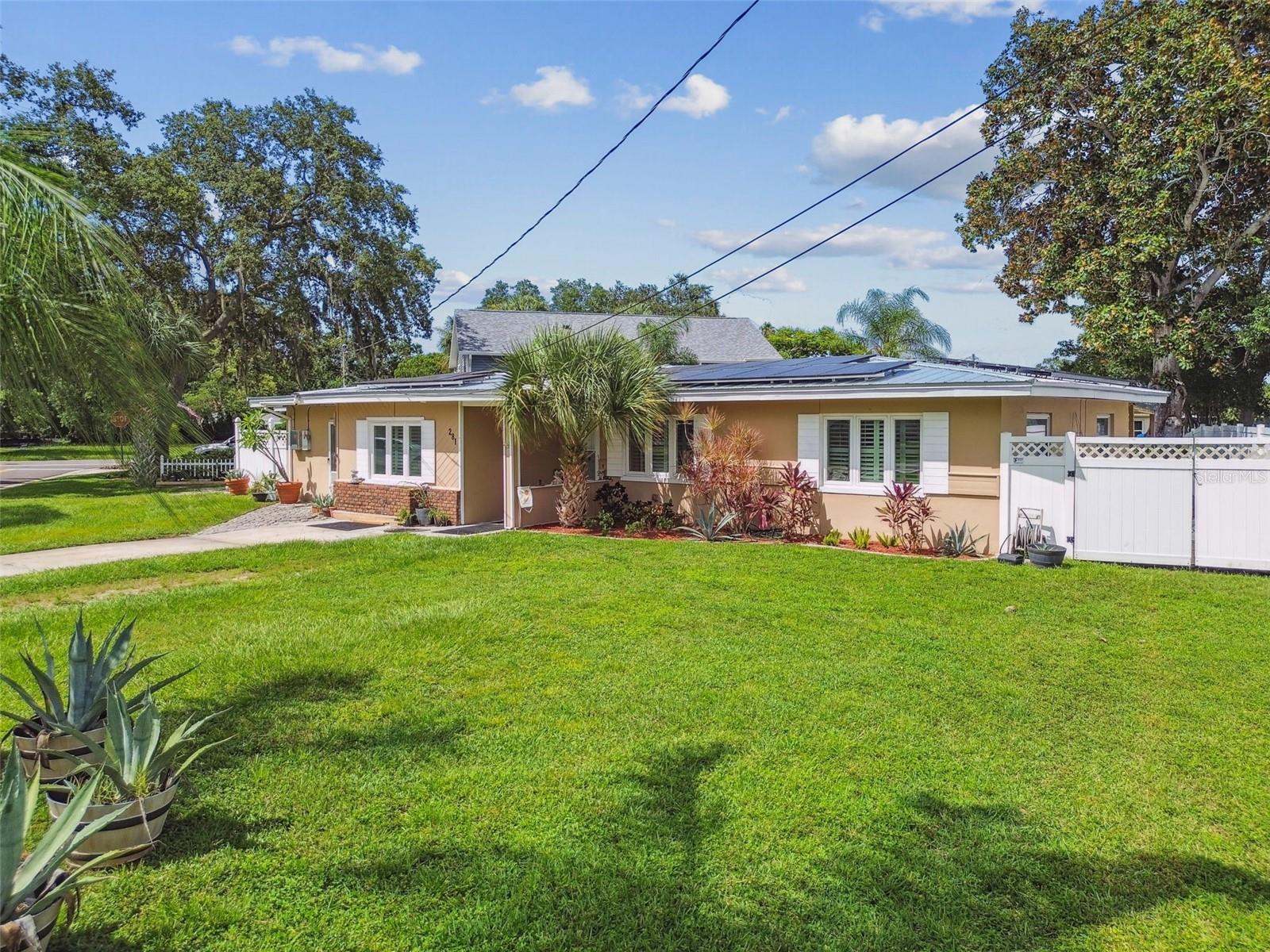 Image 11 of 91 For 281 Maple Avenue