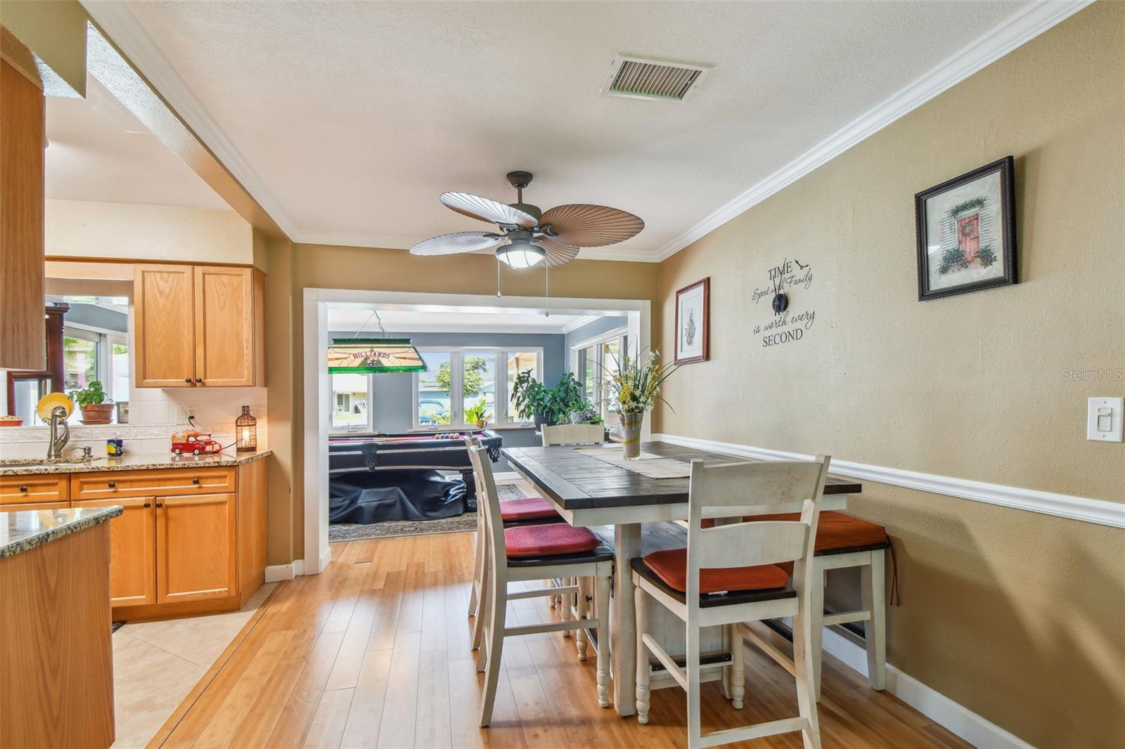 Image 19 of 91 For 281 Maple Avenue