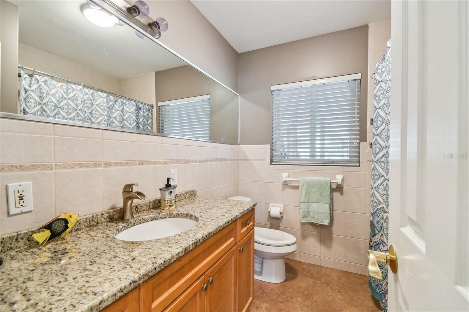 Image 41 of 91 For 281 Maple Avenue