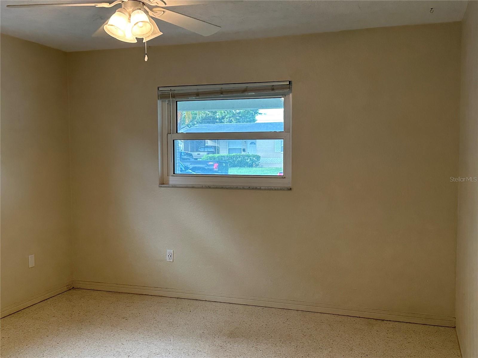 Image 10 of 16 For 5327 19th Avenue N