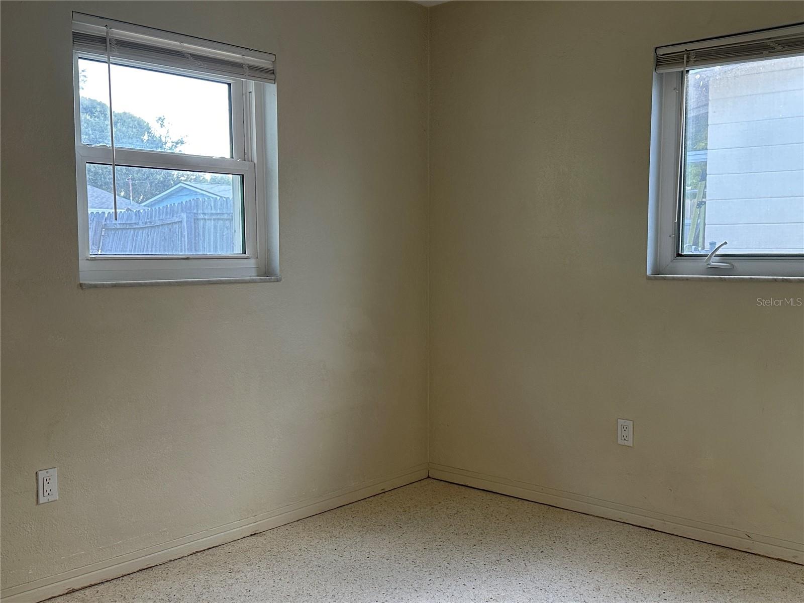 Image 12 of 16 For 5327 19th Avenue N