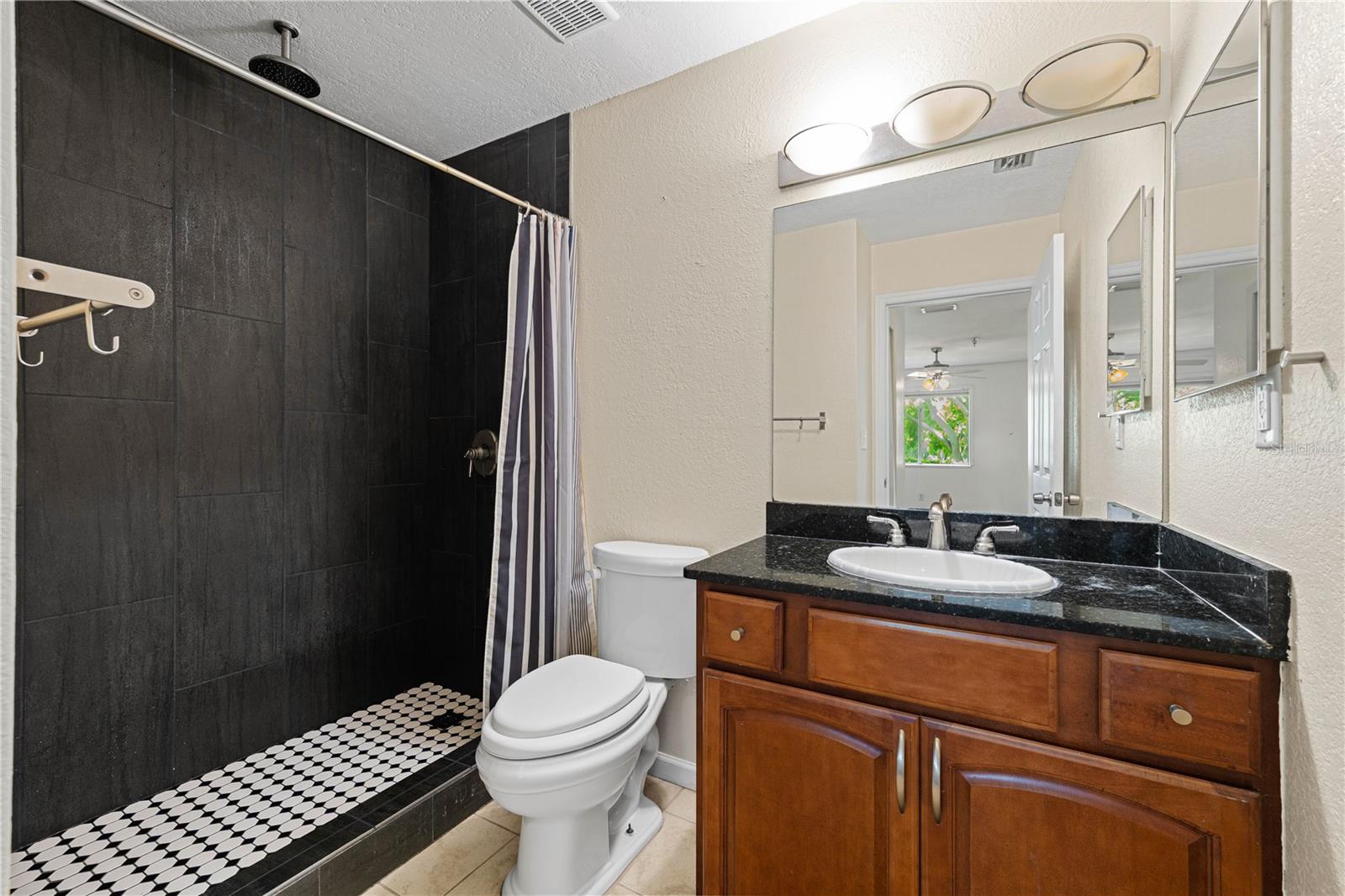 Image 16 of 25 For 10263 Gandy Boulevard N 2405