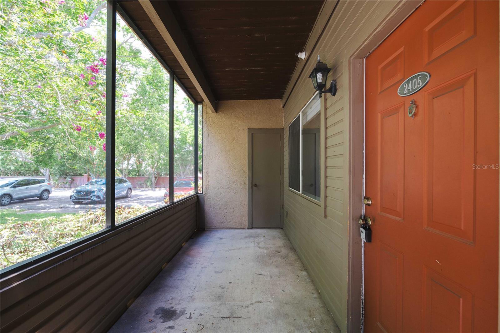 Image 3 of 25 For 10263 Gandy Boulevard N 2405