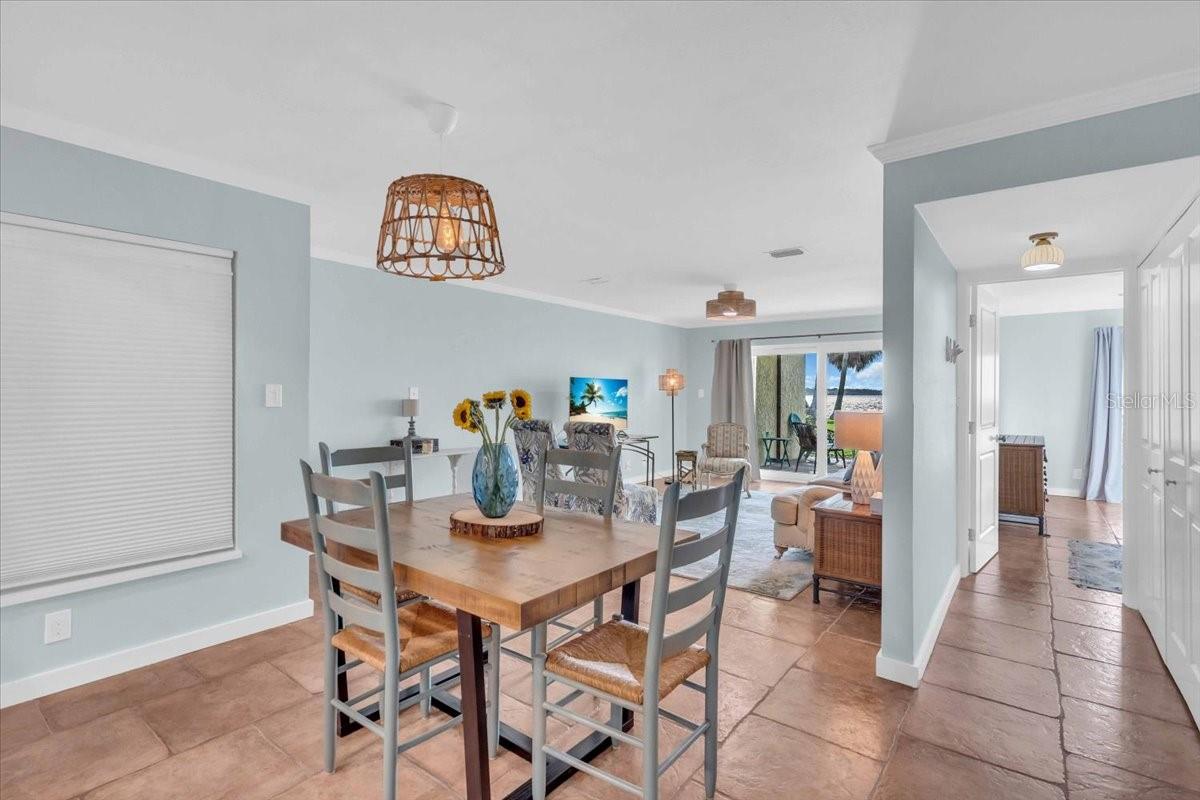 Image 18 of 33 For 7300 Sunshine Skyway Lane S 107