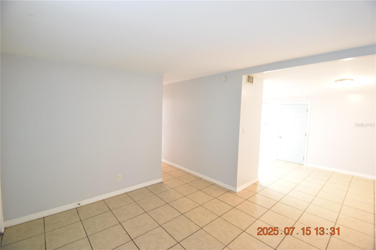 Image 11 of 34 For 1909 13th Avenue S