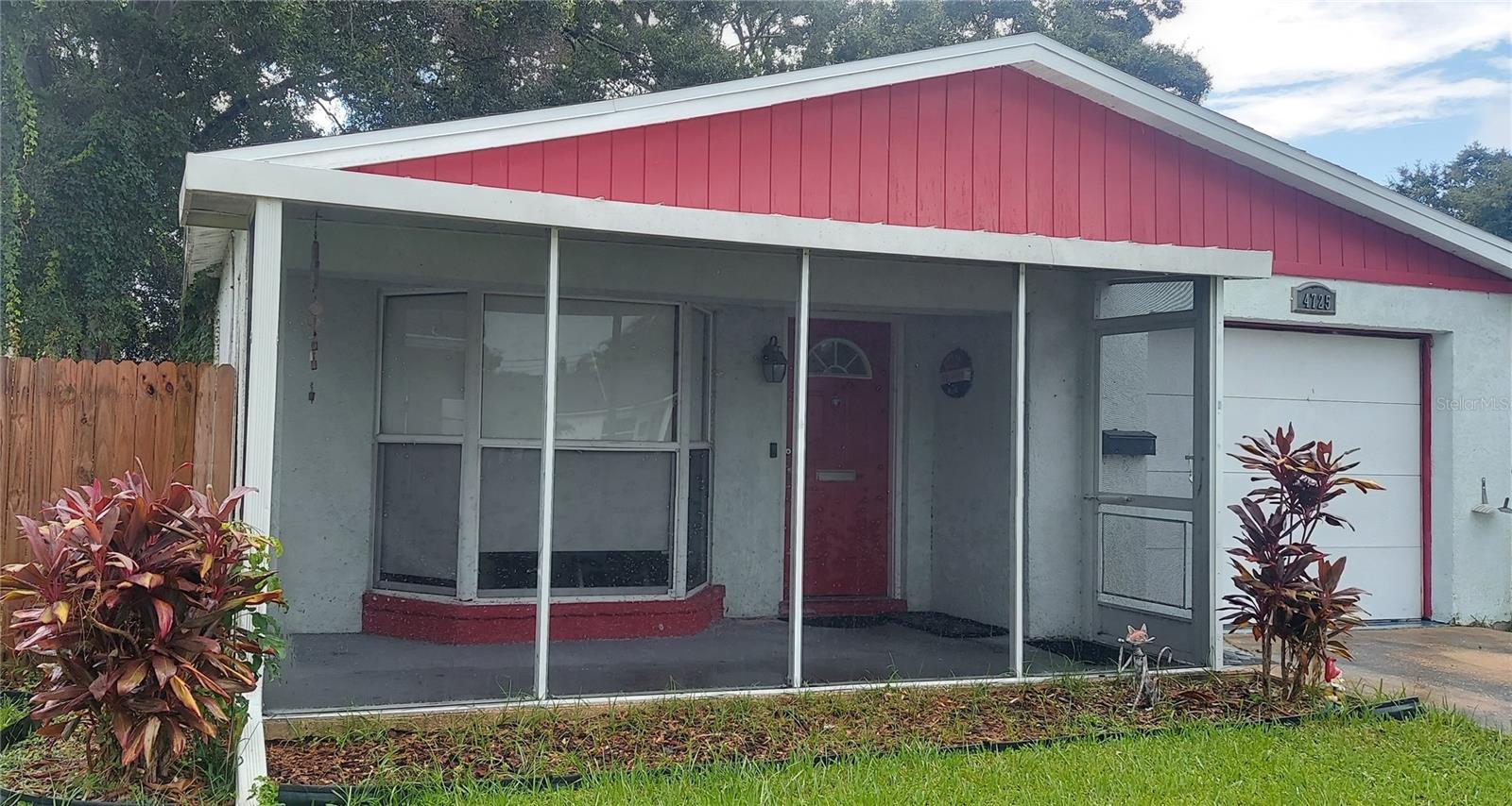 Details for 4725 19th Street N, ST PETERSBURG, FL 33714
