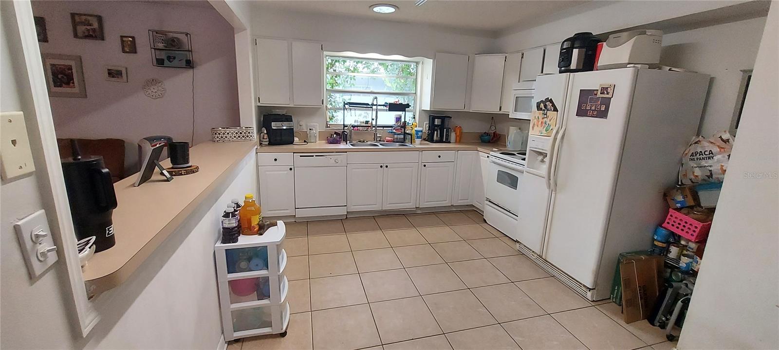 Image 2 of 11 For 4725 19th Street N