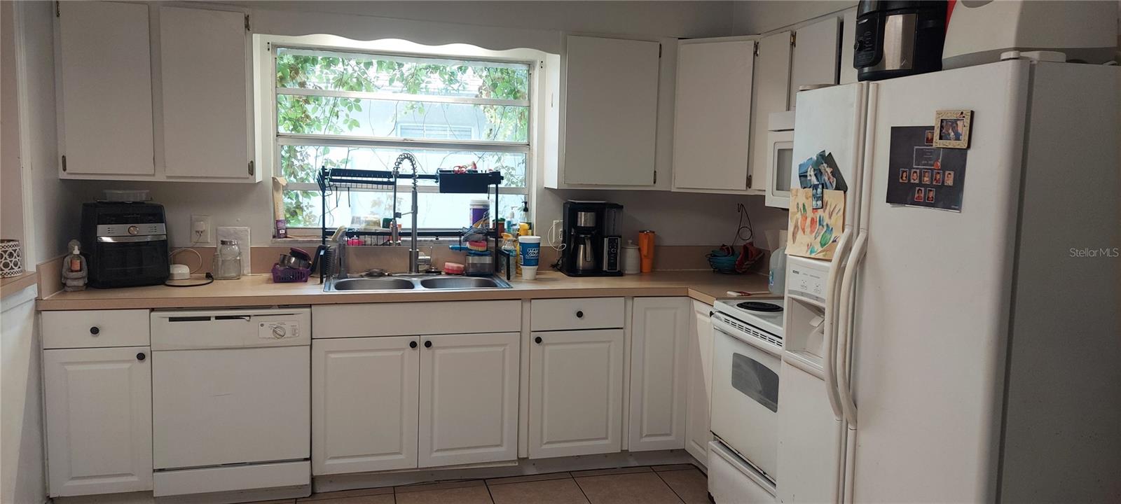 Image 3 of 11 For 4725 19th Street N