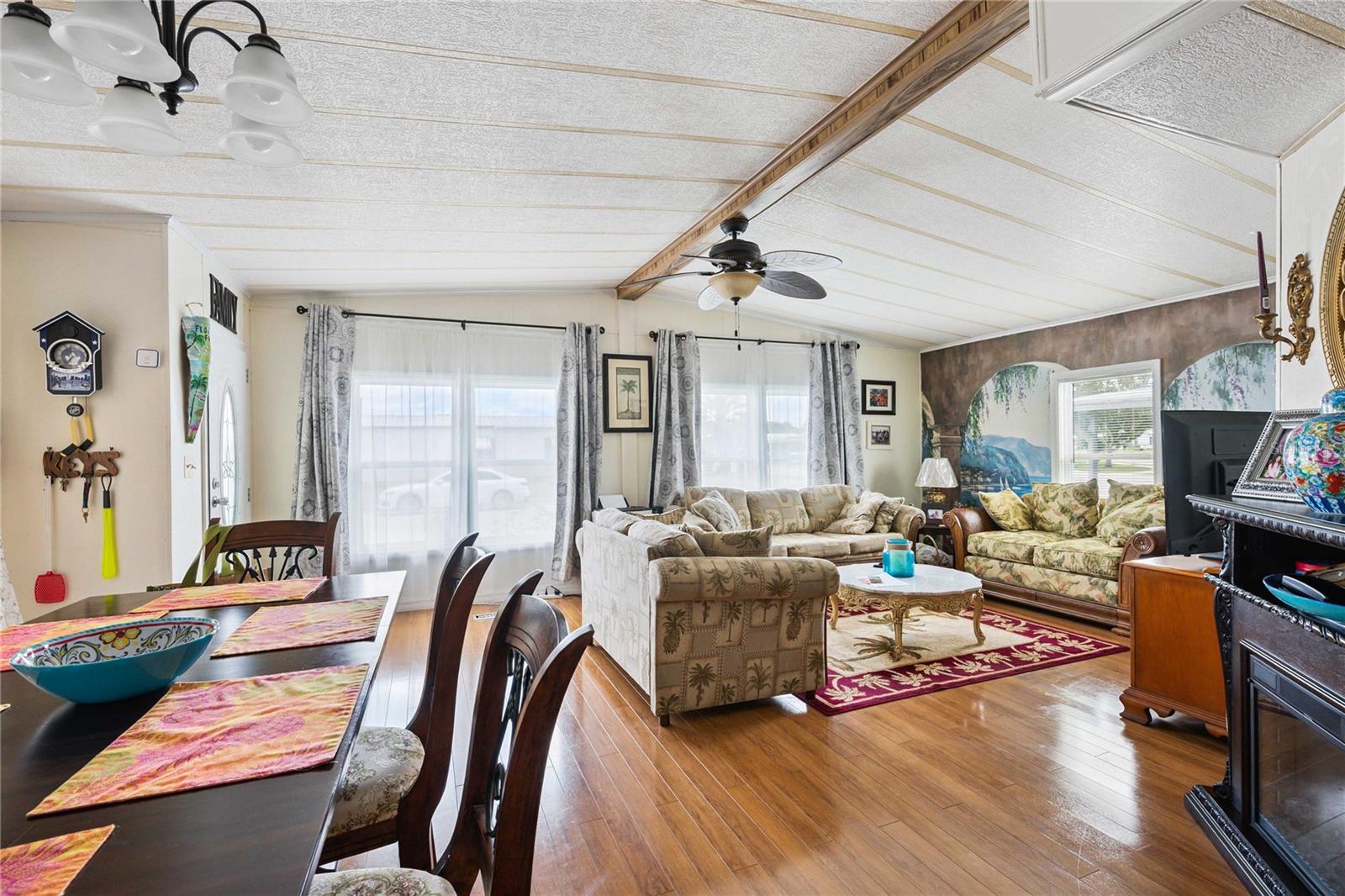 Image 12 of 48 For 5408 Riviera Drive