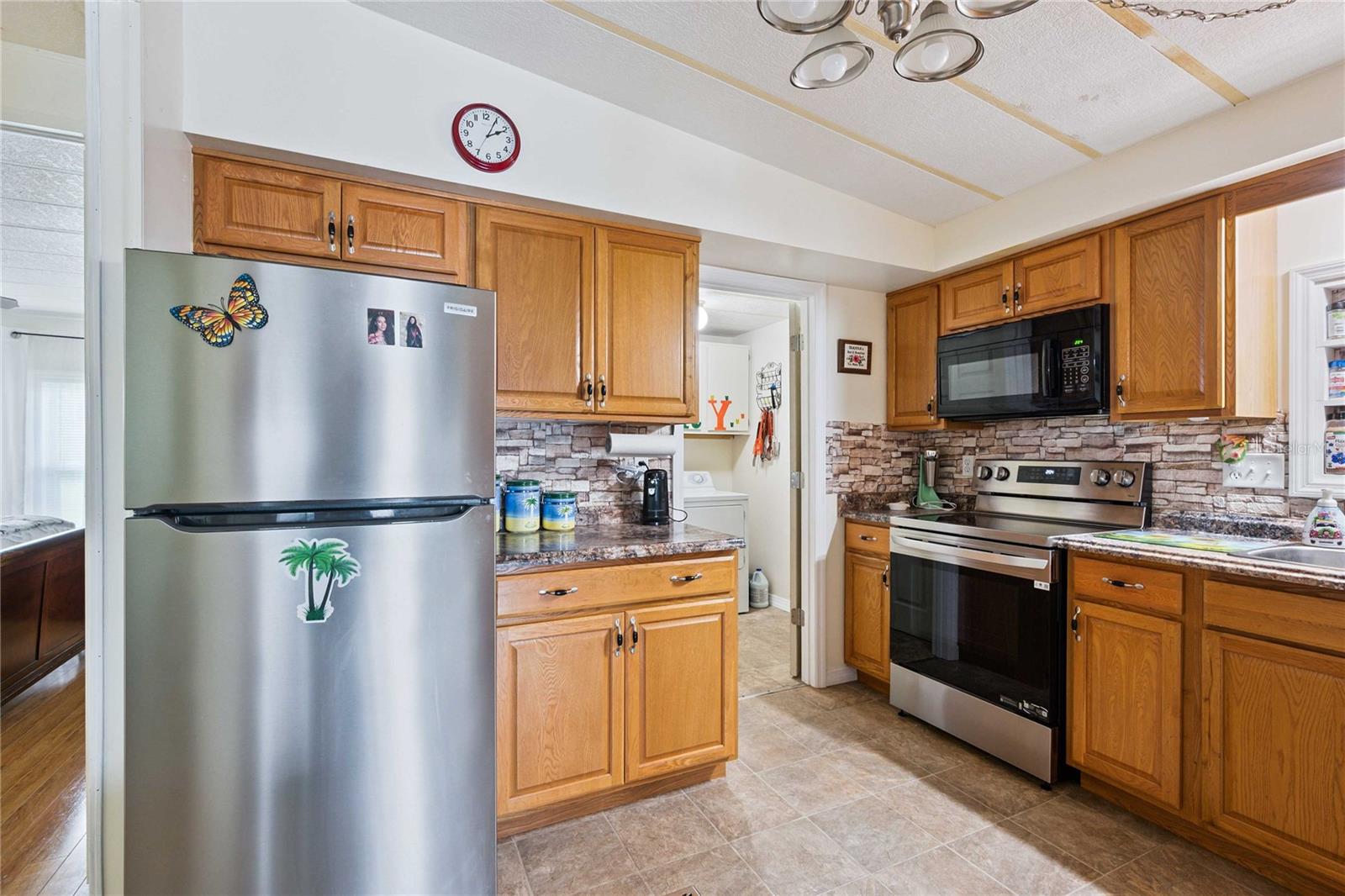 Image 18 of 48 For 5408 Riviera Drive