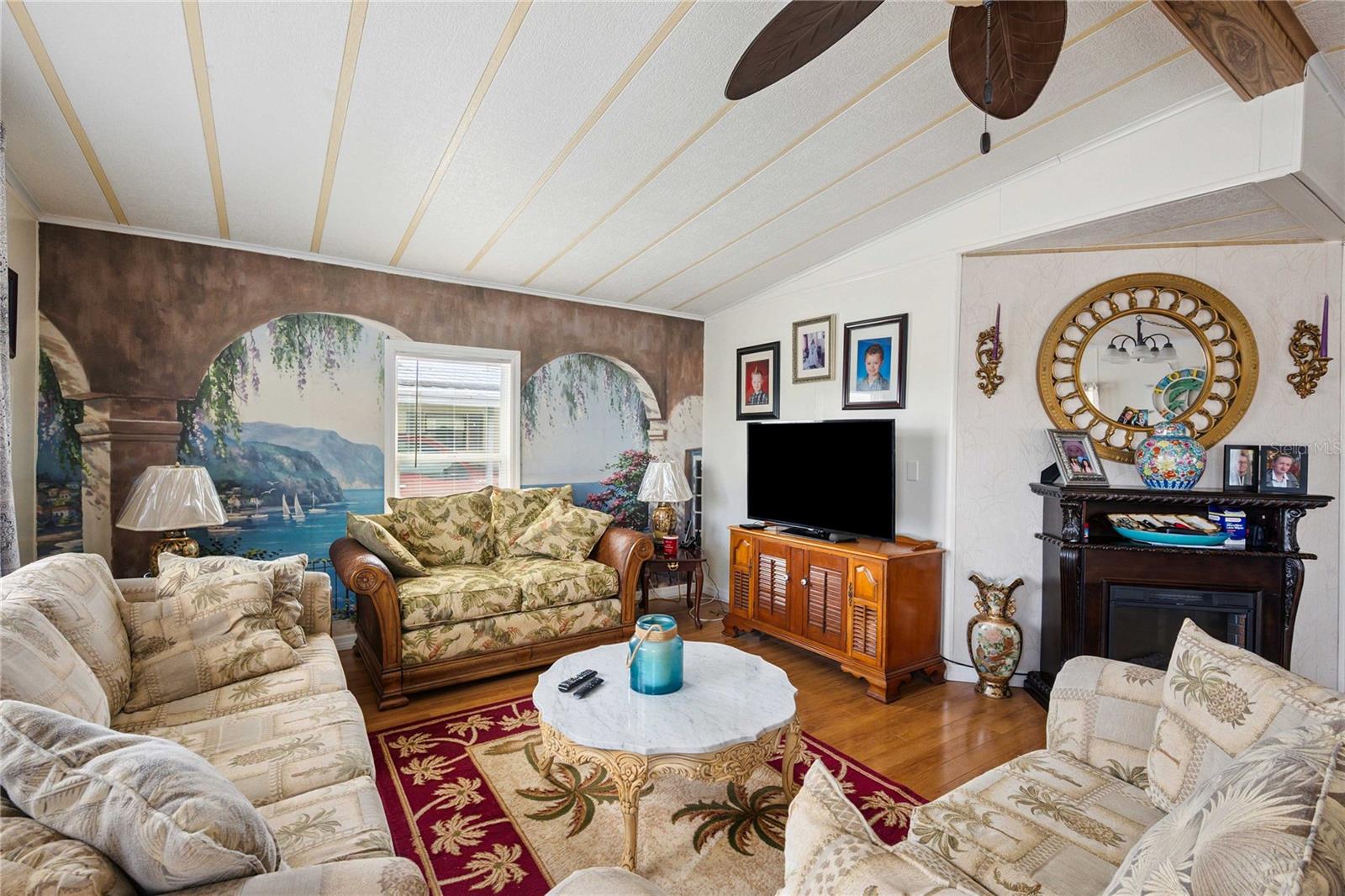 Image 9 of 48 For 5408 Riviera Drive