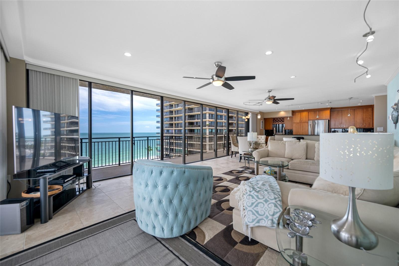 Image 10 of 47 For 7600 Bayshore Drive 703a